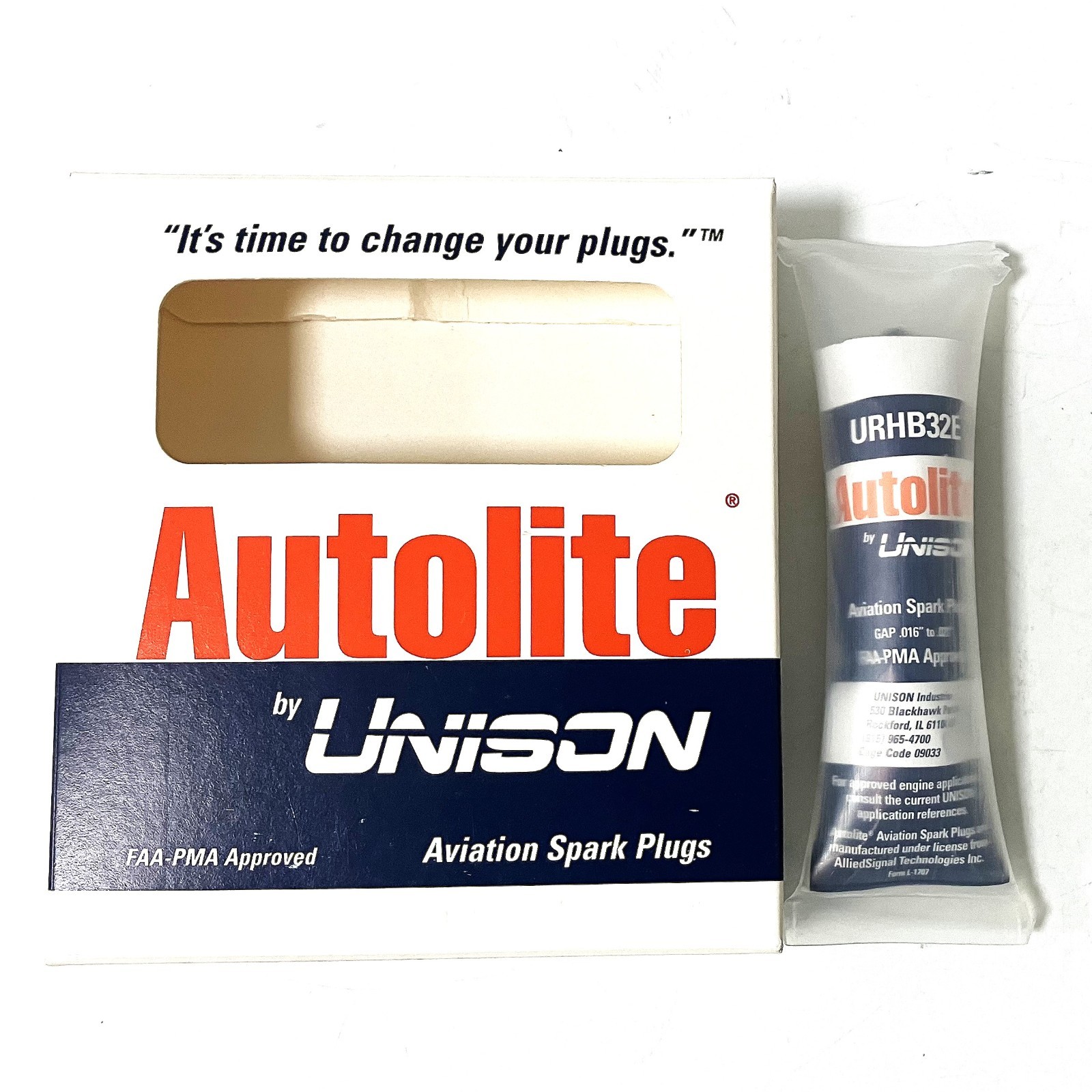 One Autolite by Unison (Tempest) Aviation Spark Plug URHB32E Aircraft Sparkplug