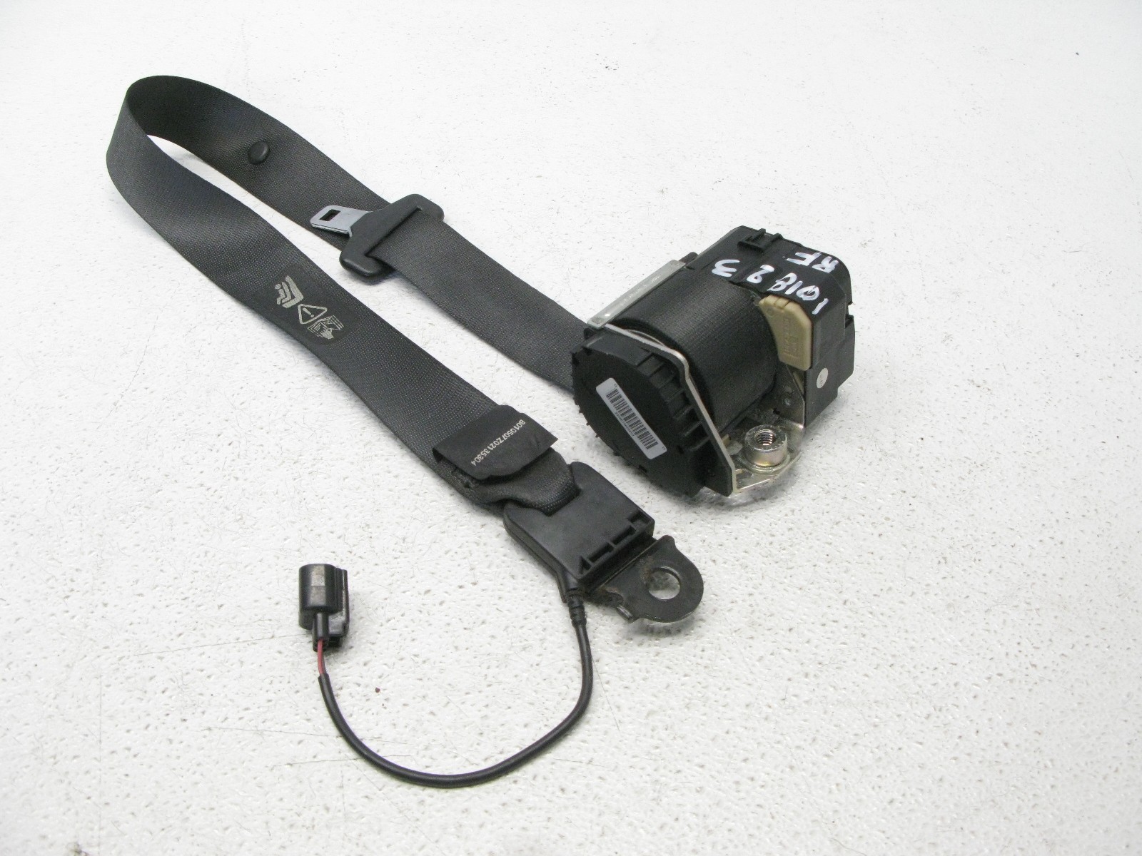 2007-2015 Jaguar Xk Xkr Convertible Front Seatbelt Passenger Right Oem 101823
