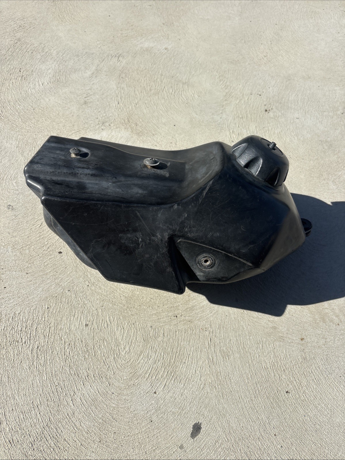 KX85 GAS TANK FUEL GENUINE OEM KAWASAKI KX 85 100 (2001-2013) KX85 GAS TANK FUEL GENUINE OEM KAWASAKI KX 85 100 (2001-2013)