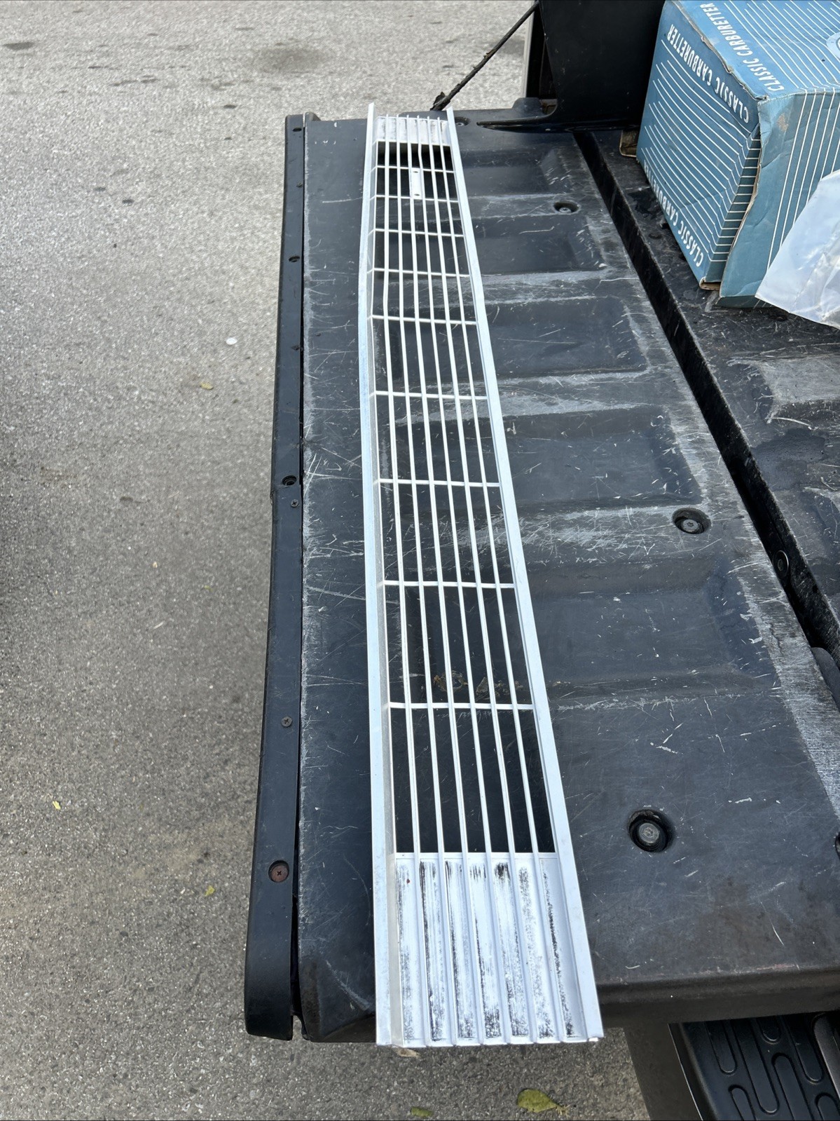1966 1967 Chevrolet Nova / Chevy II Standard Front Grille Grill Oem 1966 1967 Chevrolet Nova / Chevy II Standard Front Grille Grill Oem