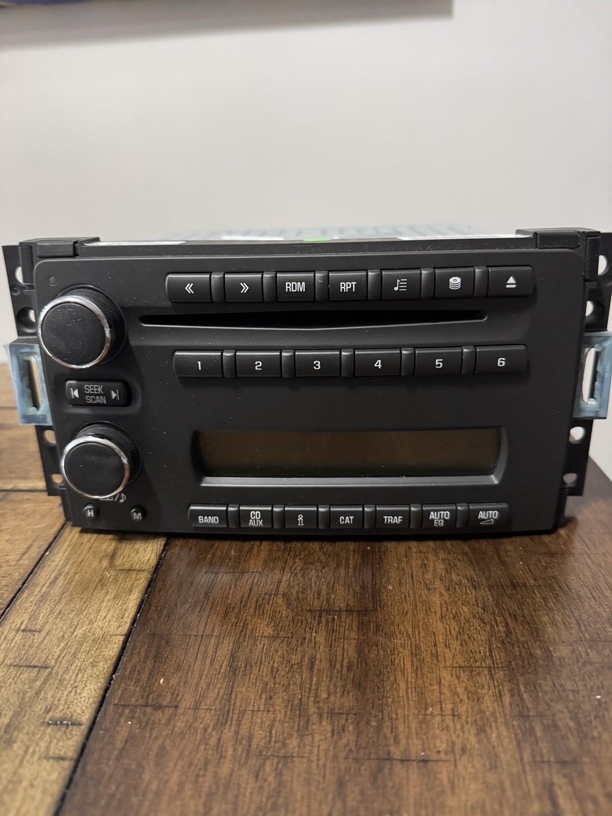 GM 15904665 Radio/ Stereo For 05-07Chevy Corvette/Replaces 15293896, 15877007 GM 15904665 Radio/ Stereo For 05-07Chevy Corvette/Replaces 15293896, 15877007