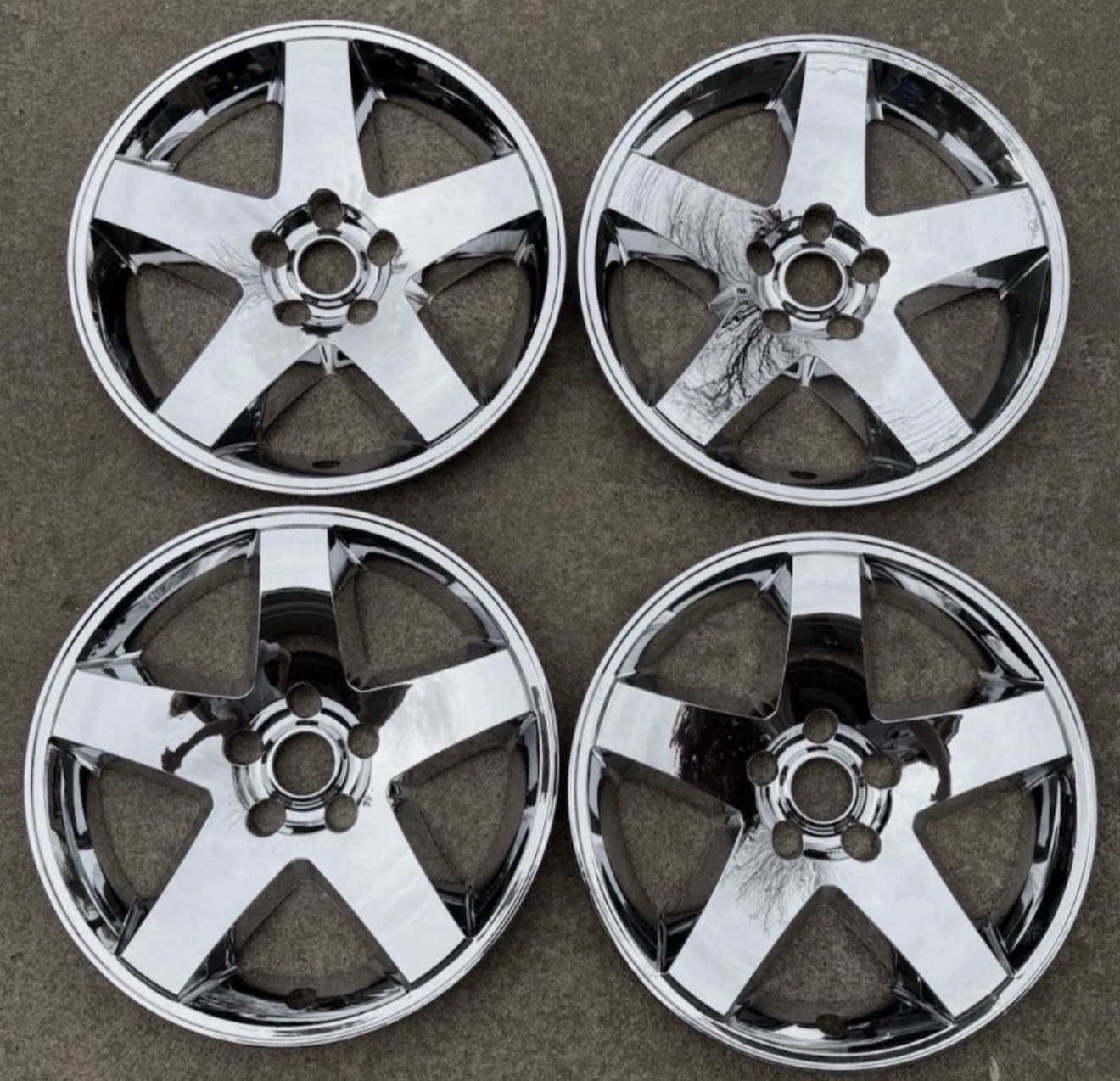 Set/4 Fits Dodge Charger 08-09 , Magnum 08. Chrome Wheel Skins 17 Set/4 Fits Dodge Charger 08-09 , Magnum 08. Chrome Wheel Skins 17
