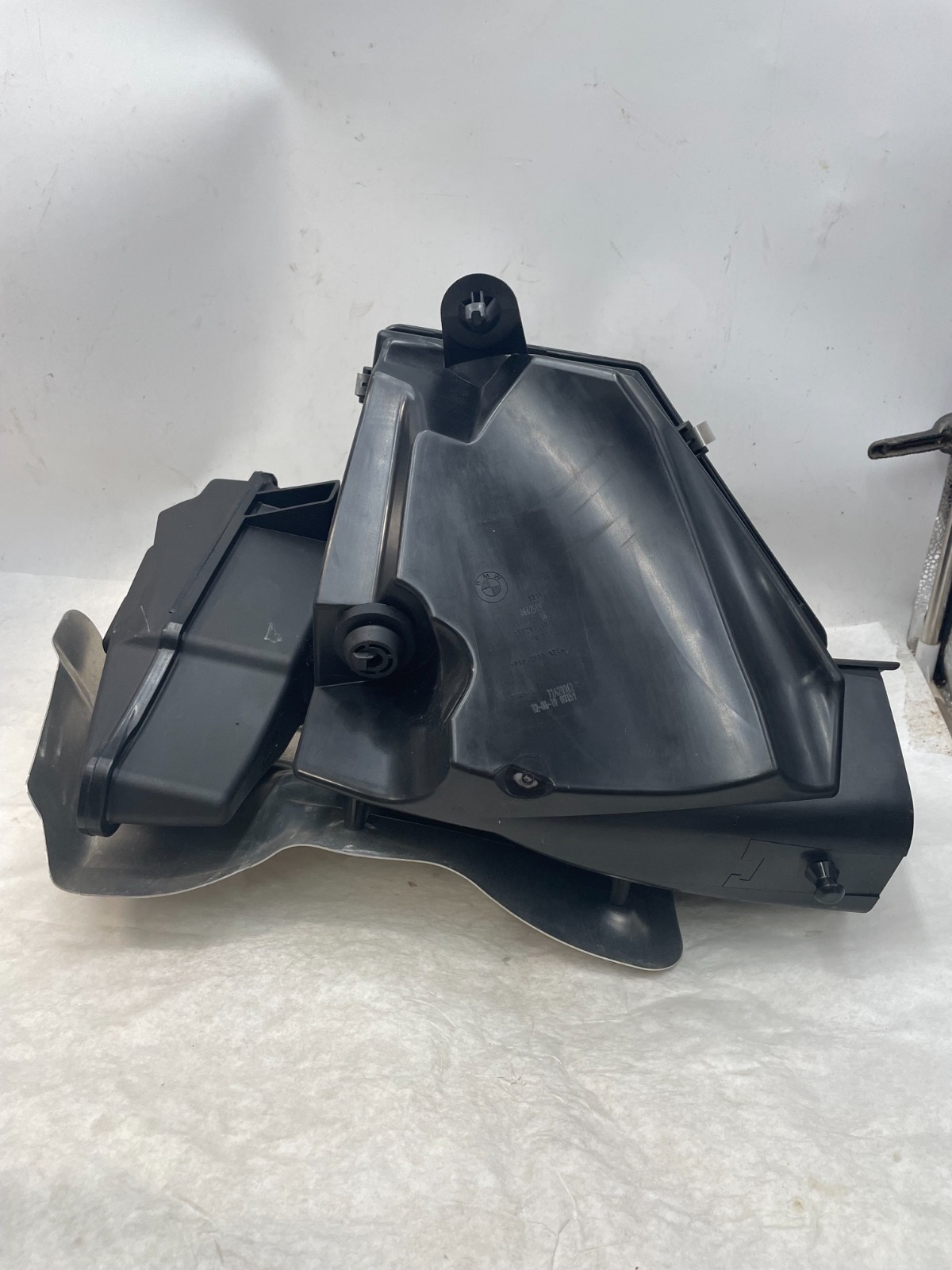 BMW Z4 M40i G29 OEM Air Filter Box Intake Housing 13718662589 B58