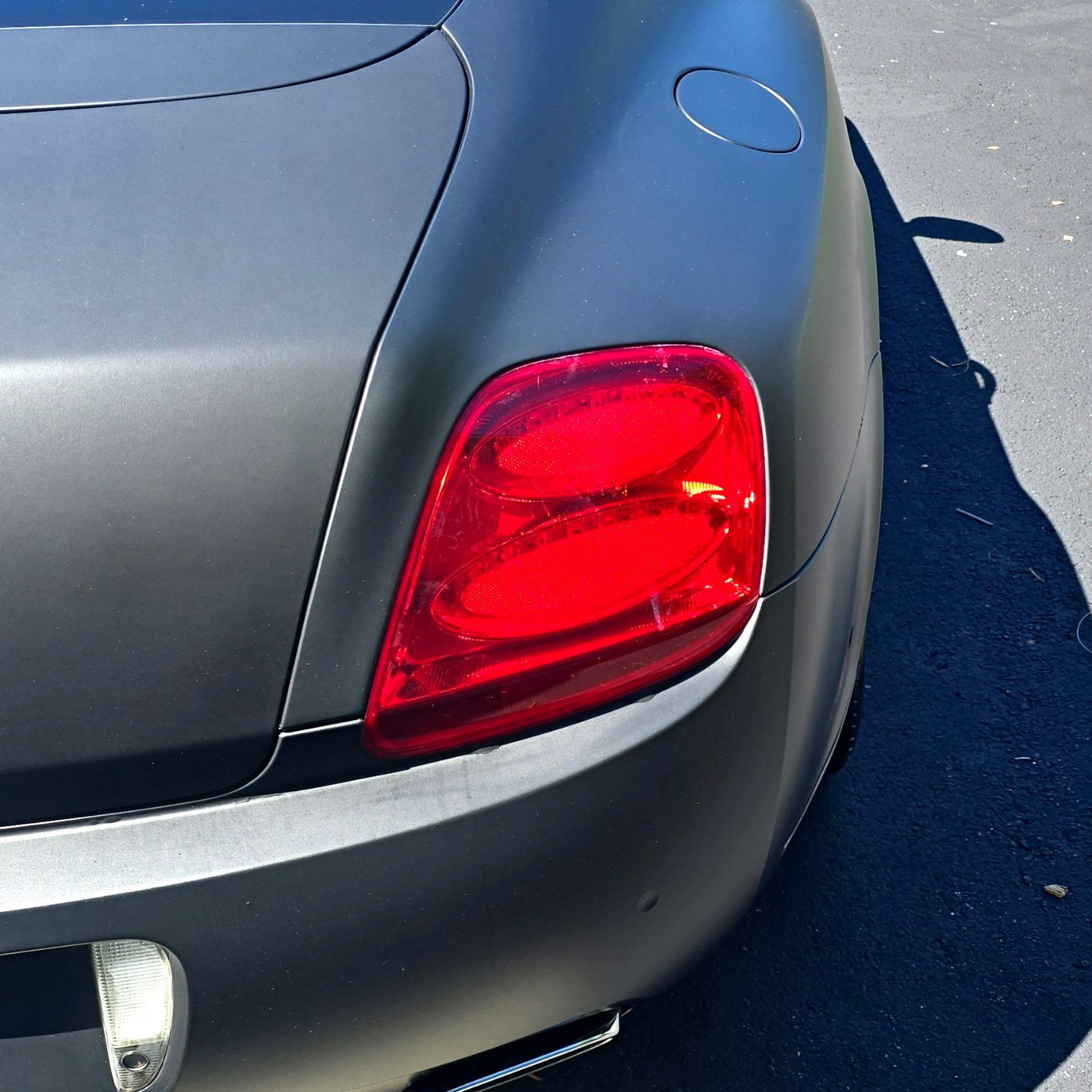 2007 Bentley Continental GT Passenger Side Brake Light. Brand New. Never Used 2007 Bentley Continental GT Passenger Side Brake Light. Brand New. Never Used