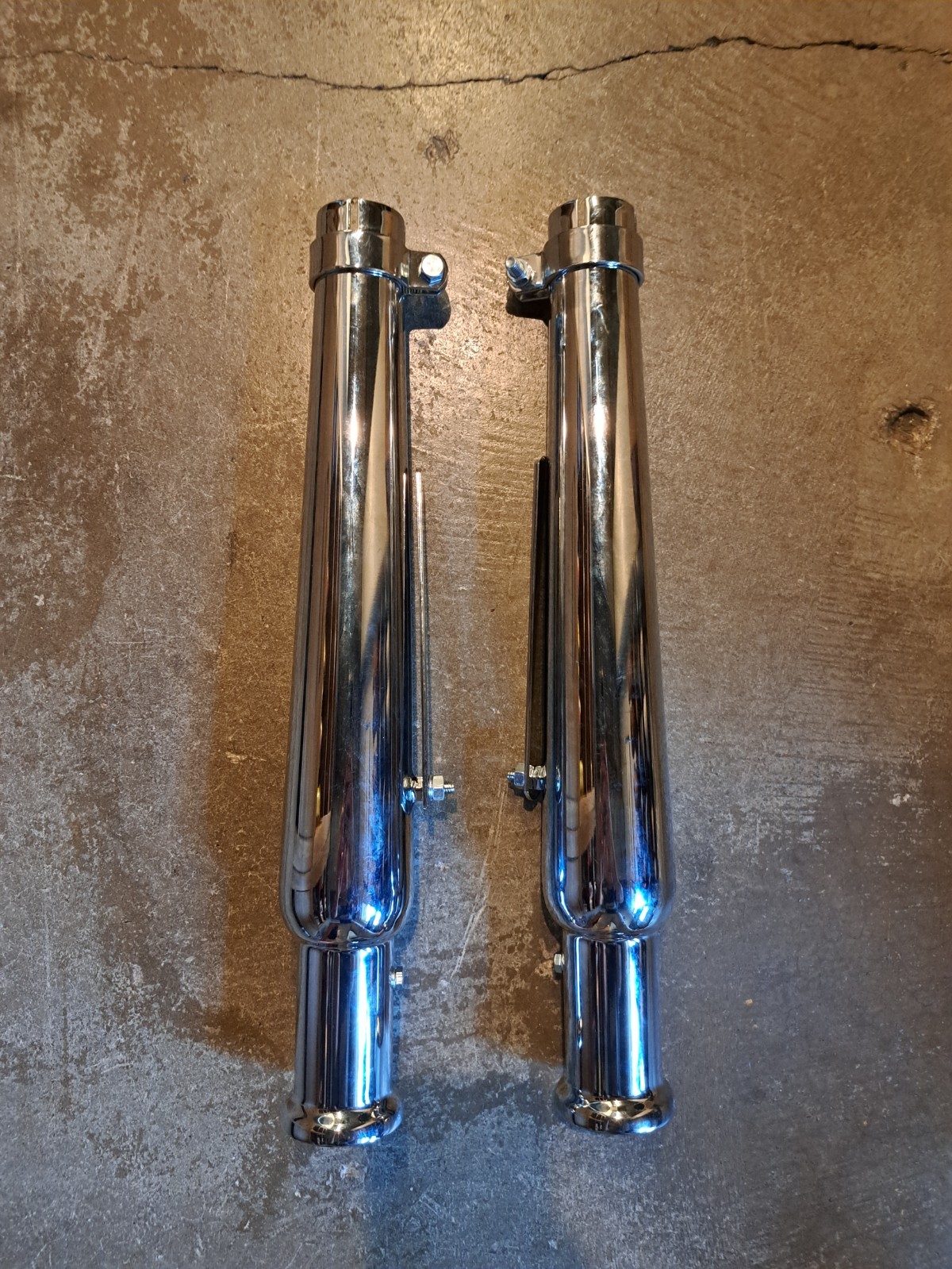 Emgo 2X PAIR - 80-84010 - Bell-End Megaphone, Standard Universal Muffler, Chrome Emgo 2X PAIR - 80-84010 - Bell-End Megaphone, Standard Universal Muffler, Chrome