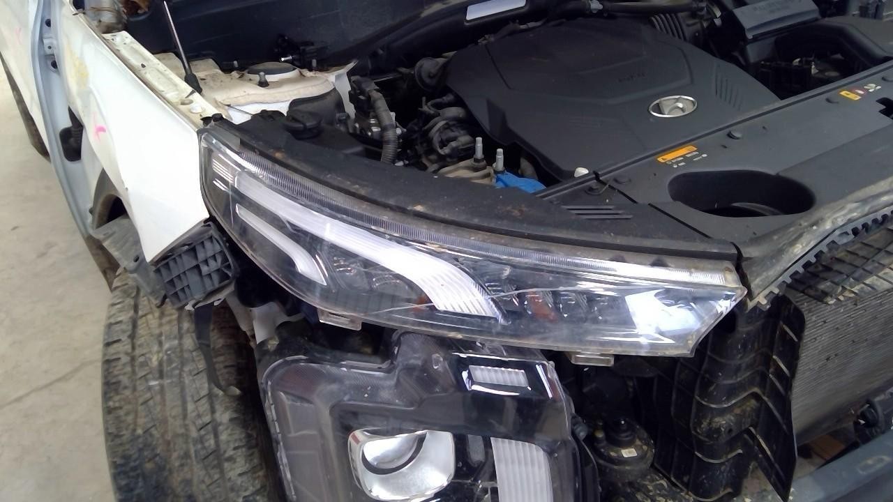 Used Right Headlight Assembly fits: 2020 Hyundai Palisade Canada market Essentia