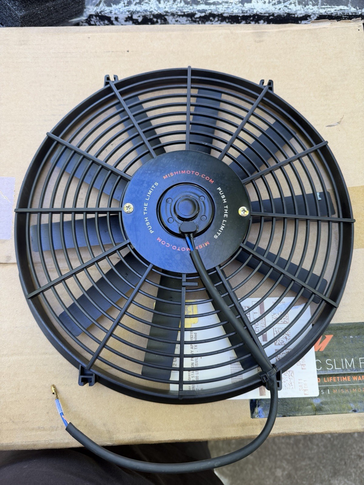 Mishimoto 14” Slim Electric Radiator Fan 1300 CFM + Controller Mount Kit