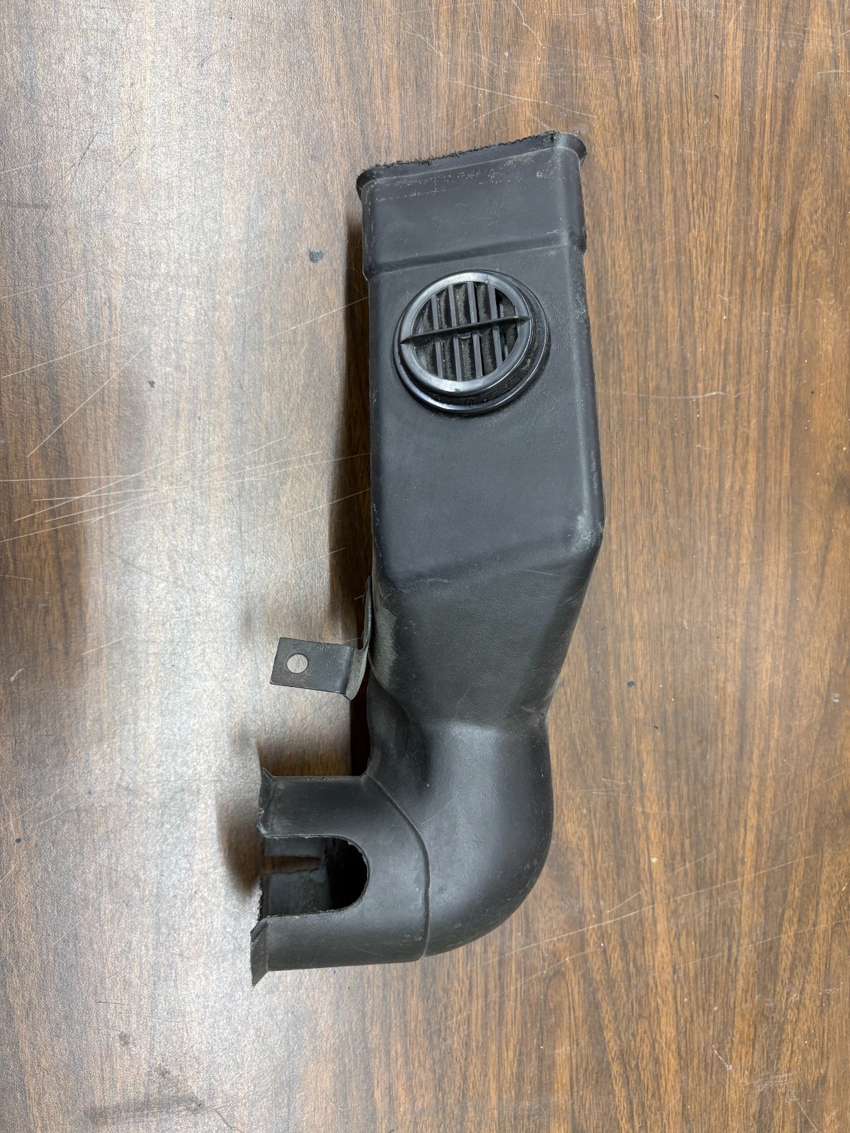 1969-1973 Corvette Driver Side Left AC Duct Vent OEM Original GM 3949987 1969-1973 Corvette Driver Side Left AC Duct Vent OEM Original GM 3949987