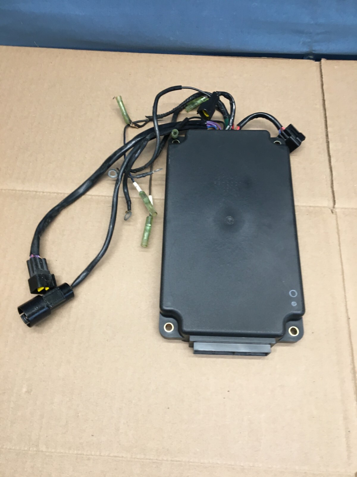 Yamaha 150-200HP 2 Stroke Outboard CDI C.D.I. Unit Assembly ECU 67H-01 F8T90271 Yamaha 150-200HP 2 Stroke Outboard CDI C.D.I. Unit Assembly ECU 67H-01 F8T90271
