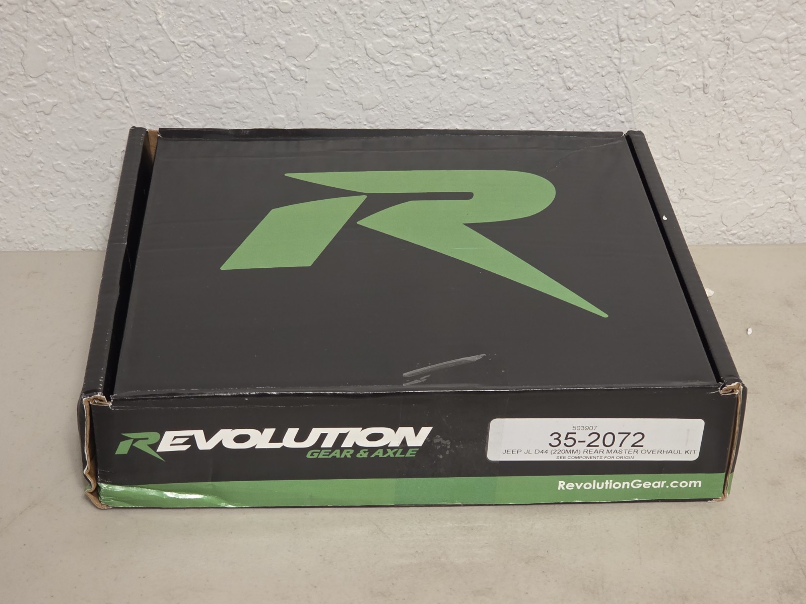 Revolution Gear & Axle 35-2072 Jeep JL/JT D44 220 mm Rear Master Overhaul Kit Revolution Gear & Axle 35-2072 Jeep JL/JT D44 220 mm Rear Master Overhaul Kit