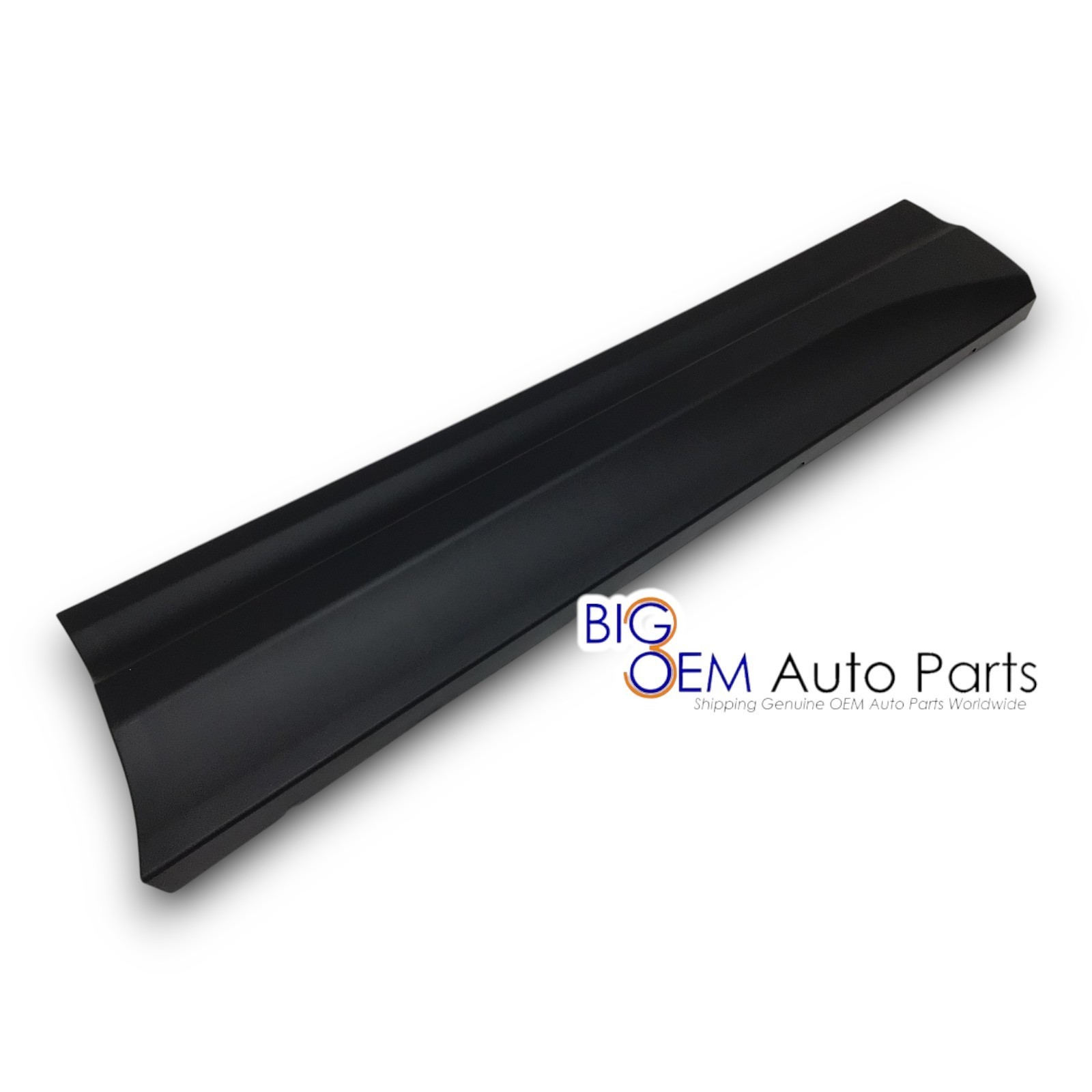new OEM 2018 - 2024 GMC Terrain front Passenger side Door lower molding 23187742