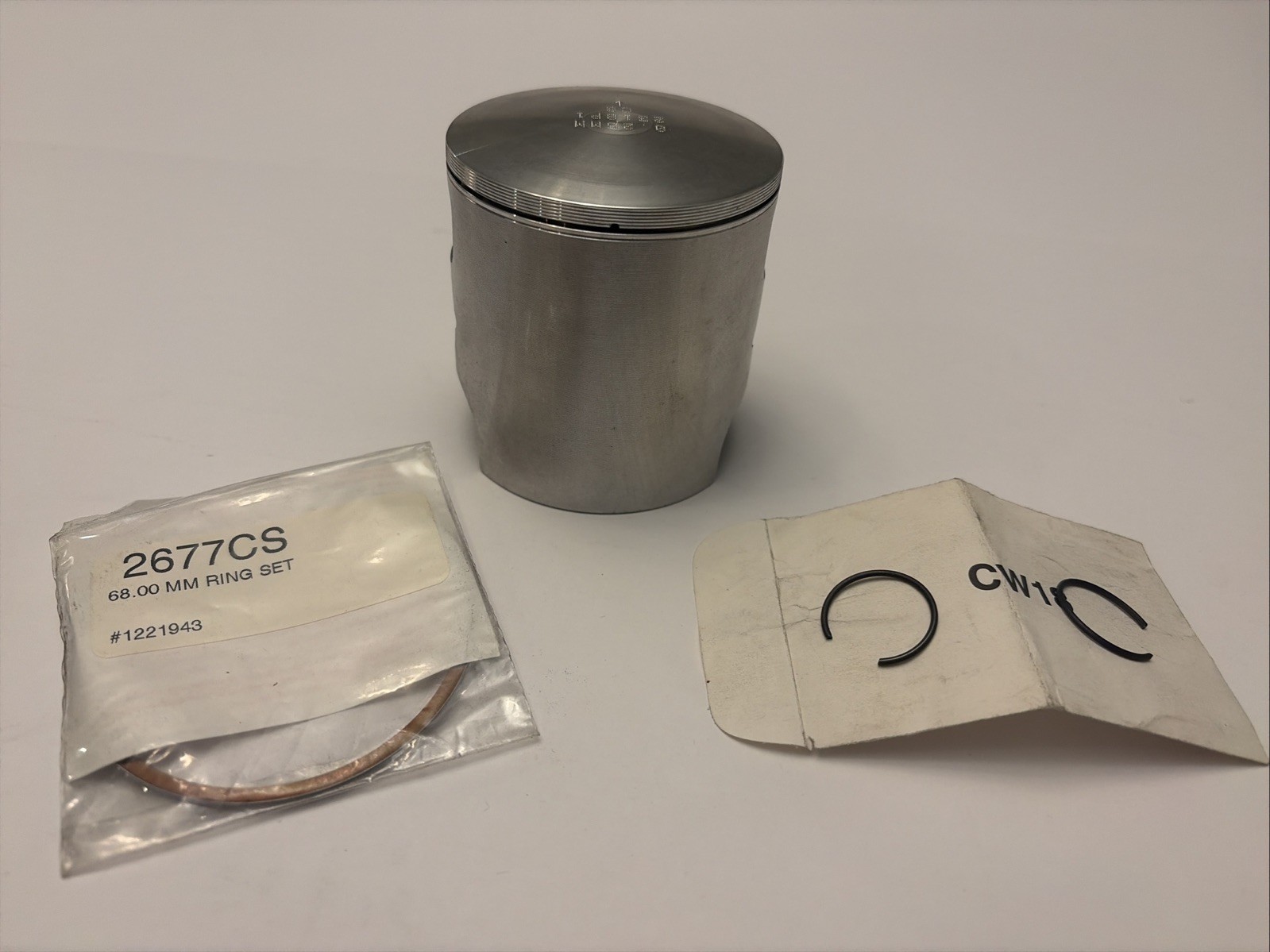 Wiseco piston kit 2318P1, Polaris Indy Trail 440 1984, 1985, 1986 Rings #2677CS