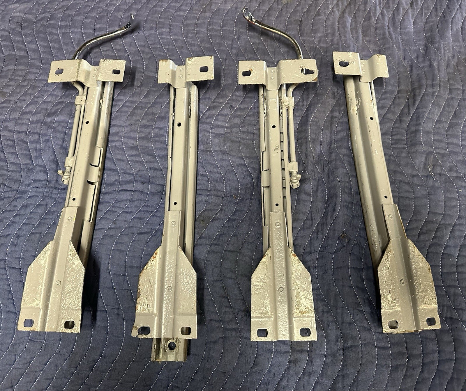 OEM 1956 1960 C1 Chevrolet CORVETTE SEAT TRACK Set 1957 1958 1959 Fuel Injection OEM 1956 1960 C1 Chevrolet CORVETTE SEAT TRACK Set 1957 1958 1959 Fuel Injection