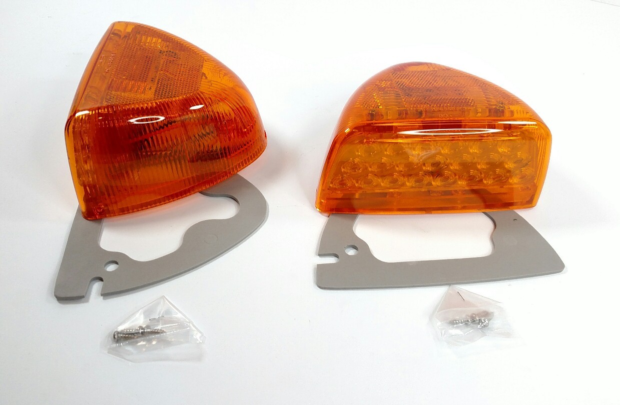 Pair LED Turn Signals w/ Amber Lenses for Peterbilt 378 379 Headlight Side