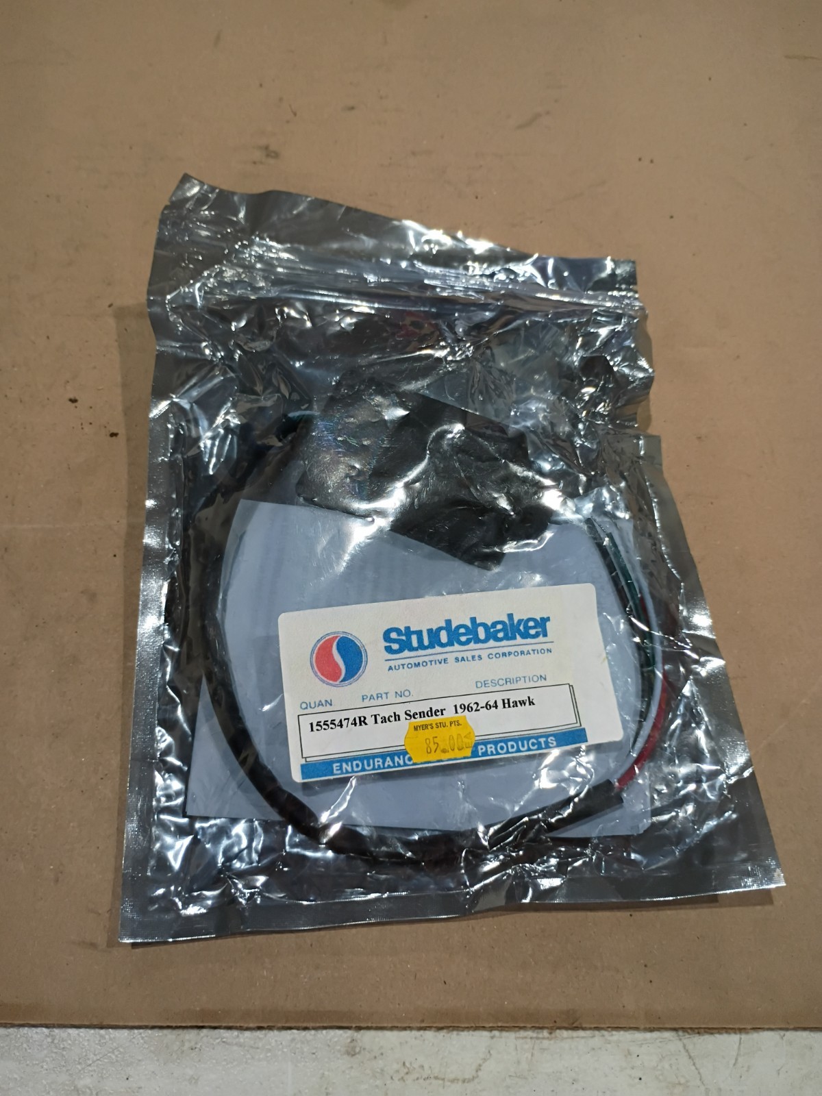 STUDEBAKER 155547 1962 1963 1964 GT HAWK TACHOMETER SENDING UNIT STUDEBAKER 155547 1962 1963 1964 GT HAWK TACHOMETER SENDING UNIT
