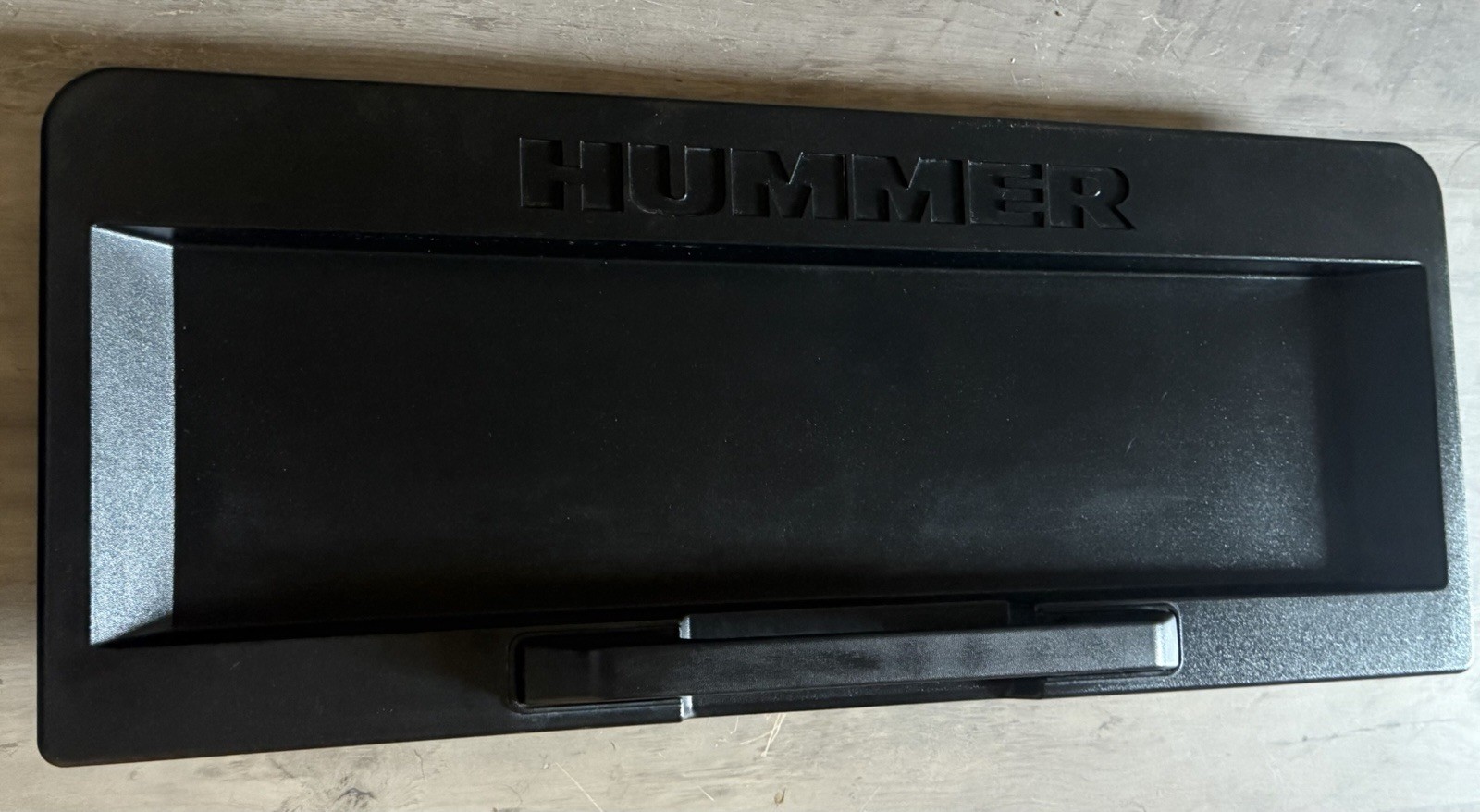 2006-2009 Hummer H2 Tail Finish Panel 25833680 Excellent Condition 2006-2009 Hummer H2 Tail Finish Panel 25833680 Excellent Condition