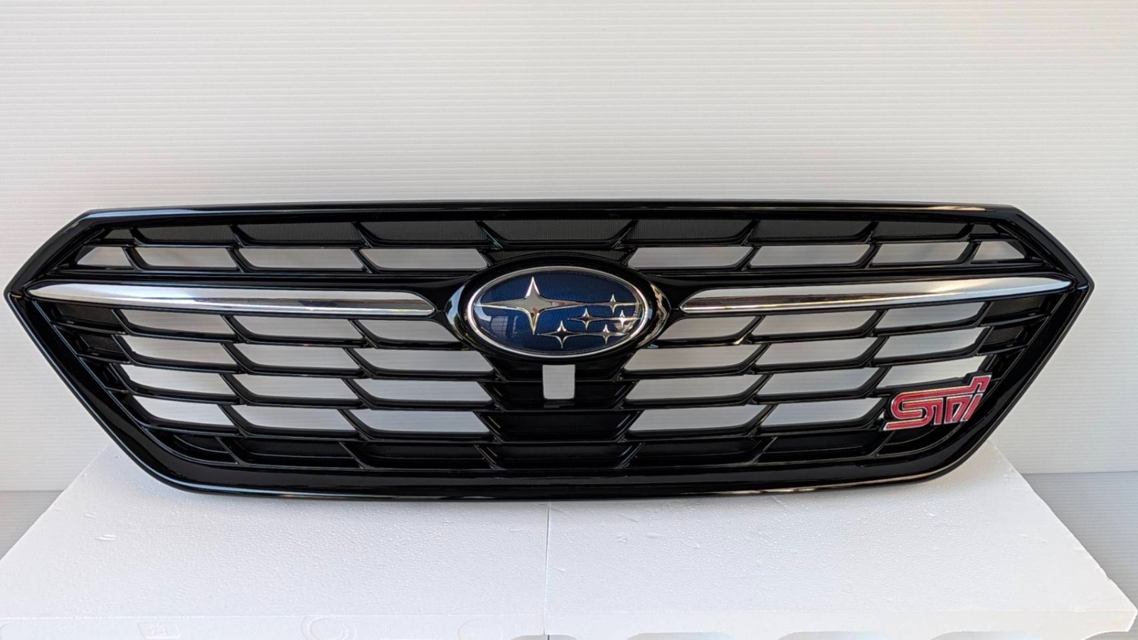 Subaru VN5 STI Sport Front Grille OEM JDM Levorg With STI Emblem Like New Subaru VN5 STI Sport Front Grille OEM JDM Levorg With STI Emblem Like New
