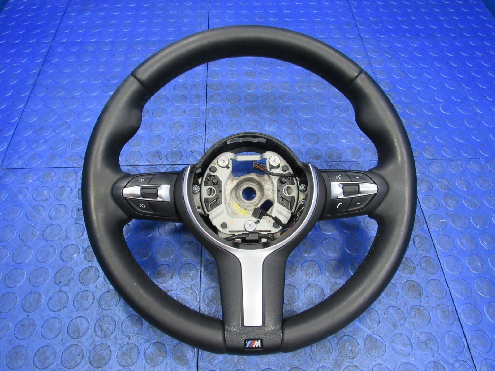 12-20 BMW 335i 340i 430i M3 F30 F32 3 4 Series M Sport Leather Steering Wheel 36 12-20 BMW 335i 340i 430i M3 F30 F32 3 4 Series M Sport Leather Steering Wheel 36