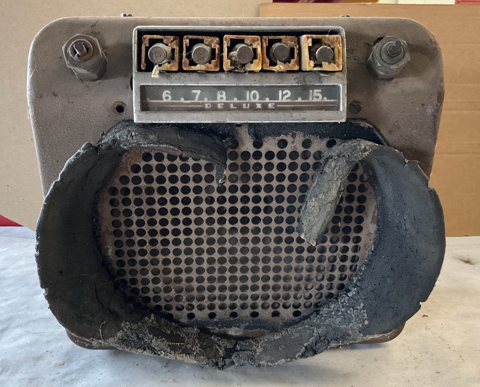 1948 Pontiac Deluxe Push Button AM Radio GM 43