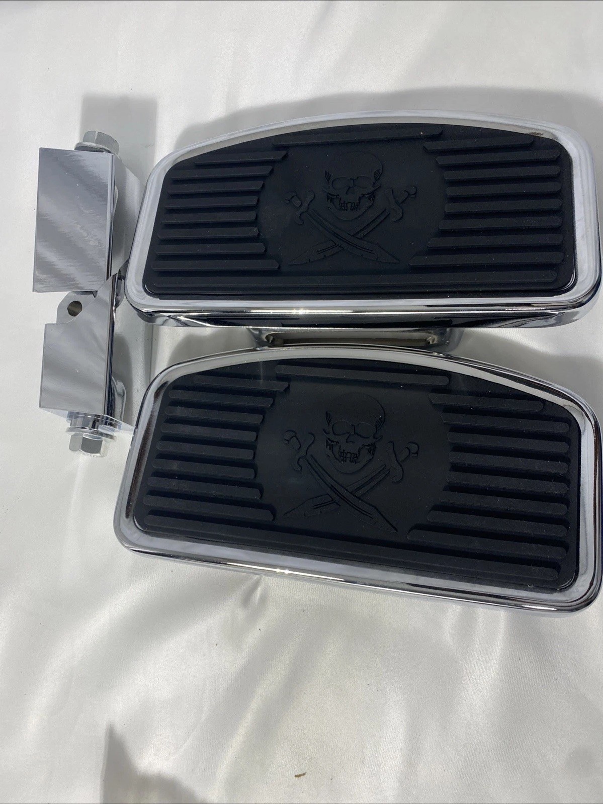 Motorcycle Adjustable Floorboards Pedals Passenger Foot Pegs Footboard Front Motorcycle Adjustable Floorboards Pedals Passenger Foot Pegs Footboard Front