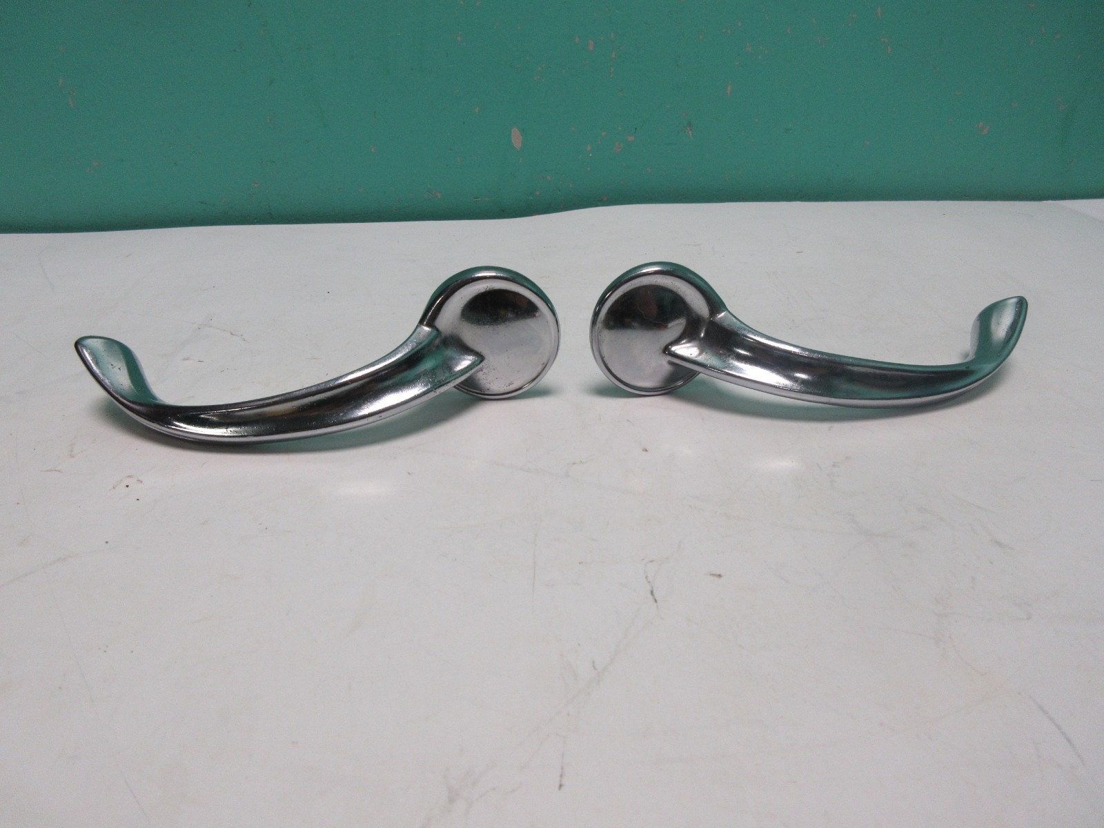 Original Mopar 1939 1940 DeSoto Inner Door Handle 3755 3754 Left Right NOS Pair Original Mopar 1939 1940 DeSoto Inner Door Handle 3755 3754 Left Right NOS Pair