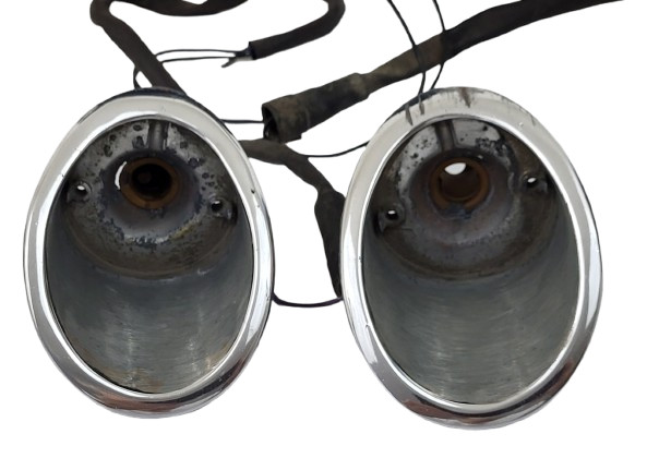 1958 - 1962 Original GM Chevy Corvette Parking Turn Light Assembly LH & RH Guide