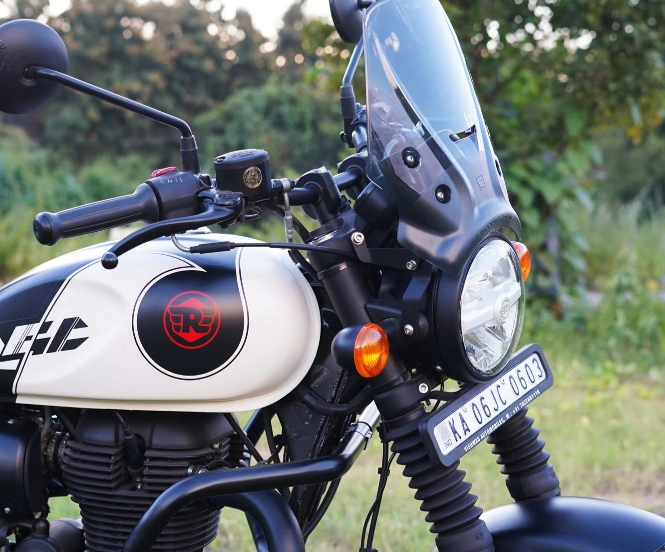 SMOKE TOURING SCREEN FIT FOR ROYAL ENFIELD HUNTER 350