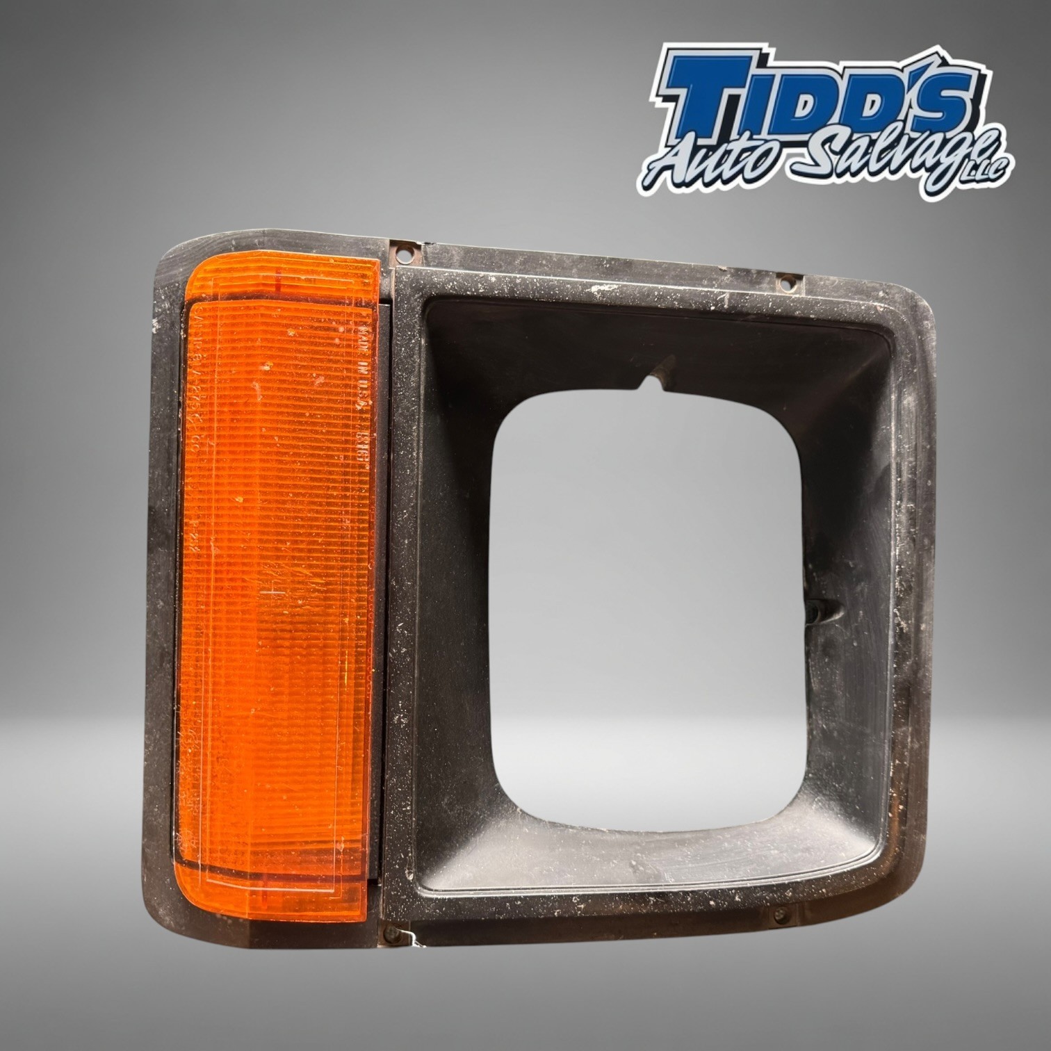 1981-1985 Dodge Ram Ramcharger LH Headlamp Bezel OEM 4211665