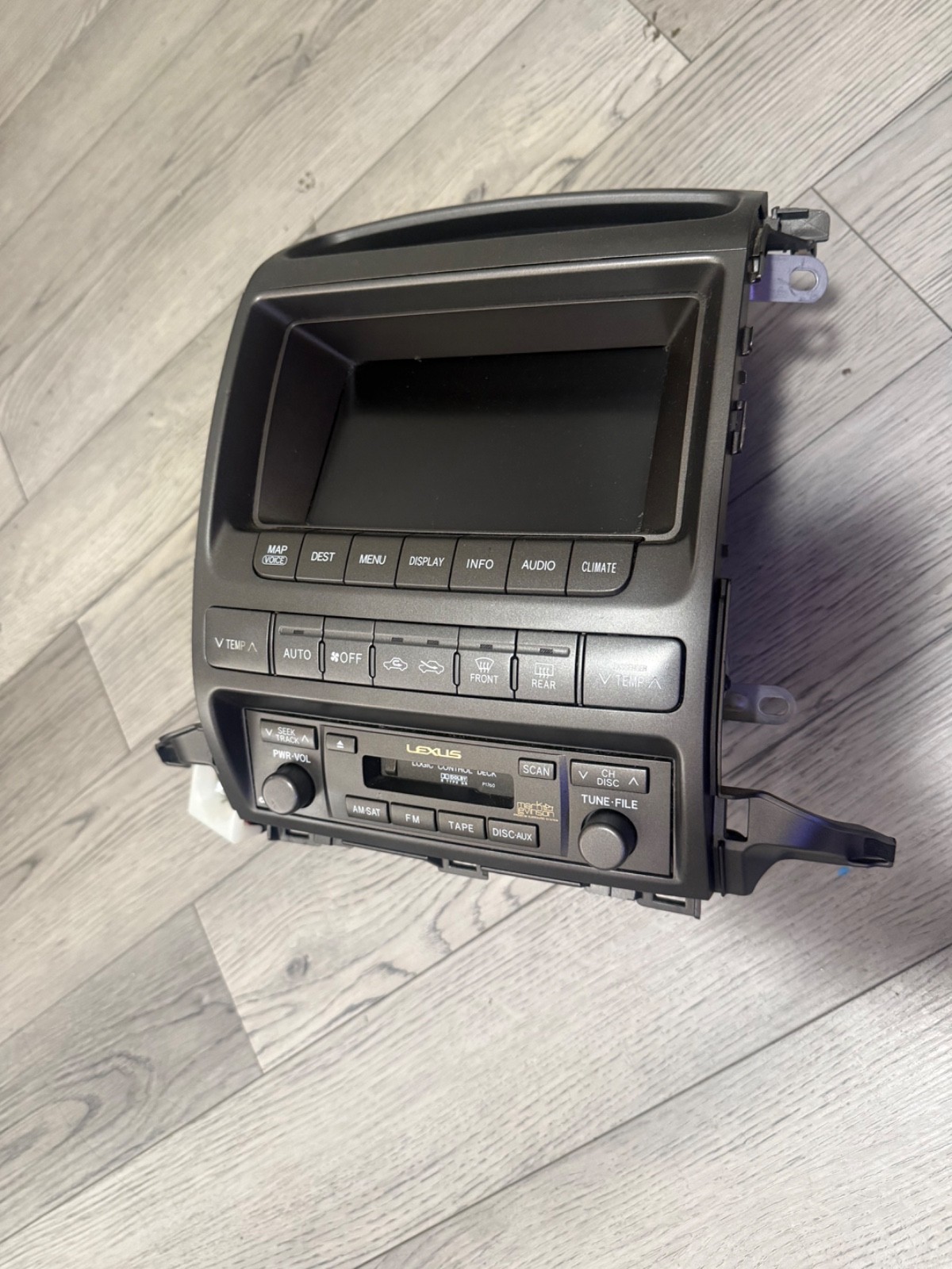 Lexus GX470 OEM Navigation Display Radio Climate Mark Levinson 86111-60270