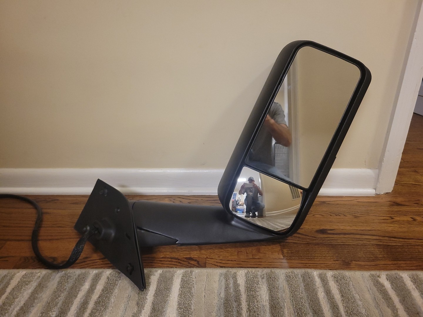 Door Mirror Fit for Freightliner Cascadia 2018 - 2024 Right side Black Heated Door Mirror Fit for Freightliner Cascadia 2018 - 2024 Right side Black Heated