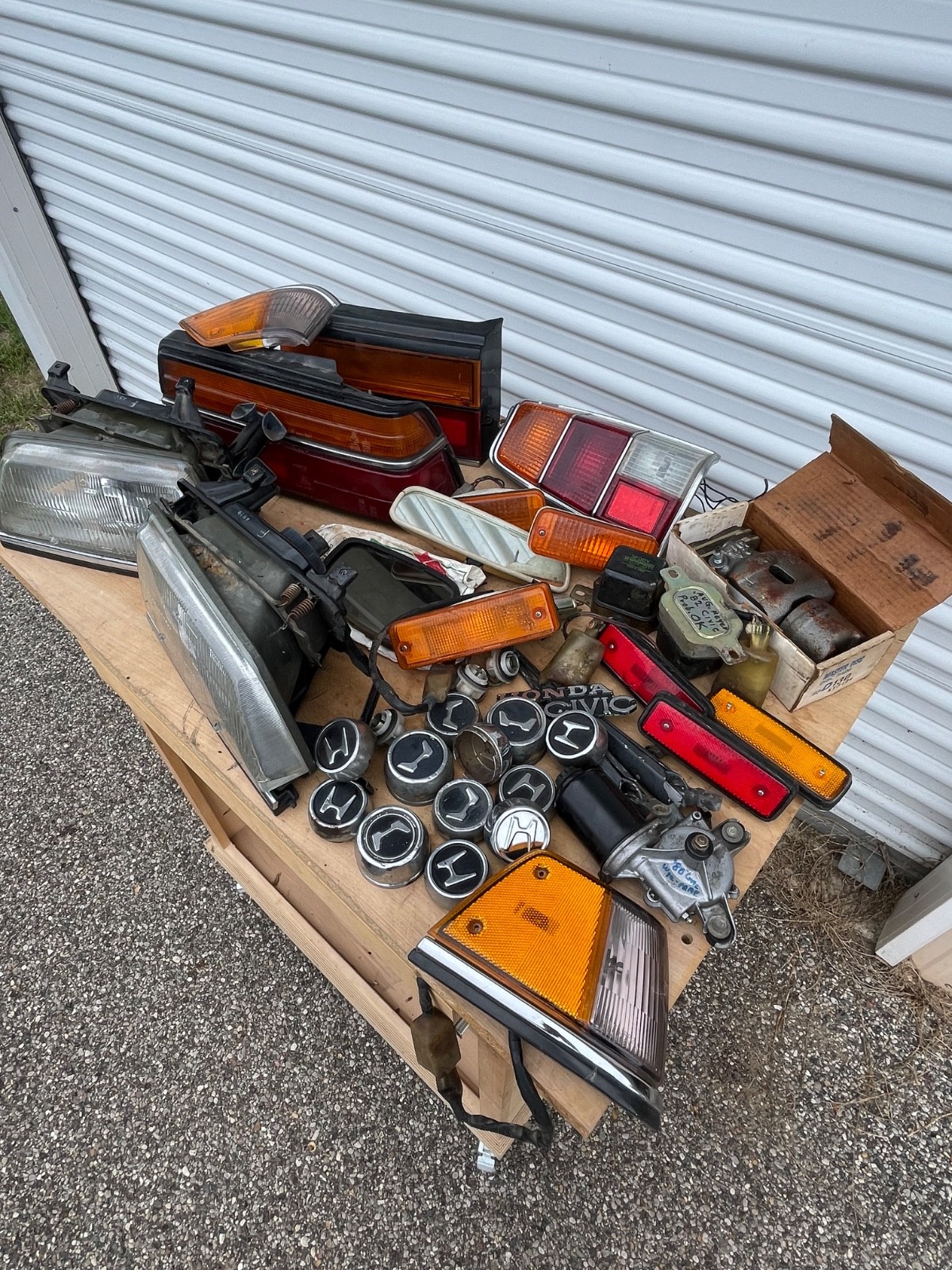 Lot of Lights and Lenses Honda Civic Auto Lamp NOS and Used Parts Lot of Lights and Lenses Honda Civic Auto Lamp NOS and Used Parts