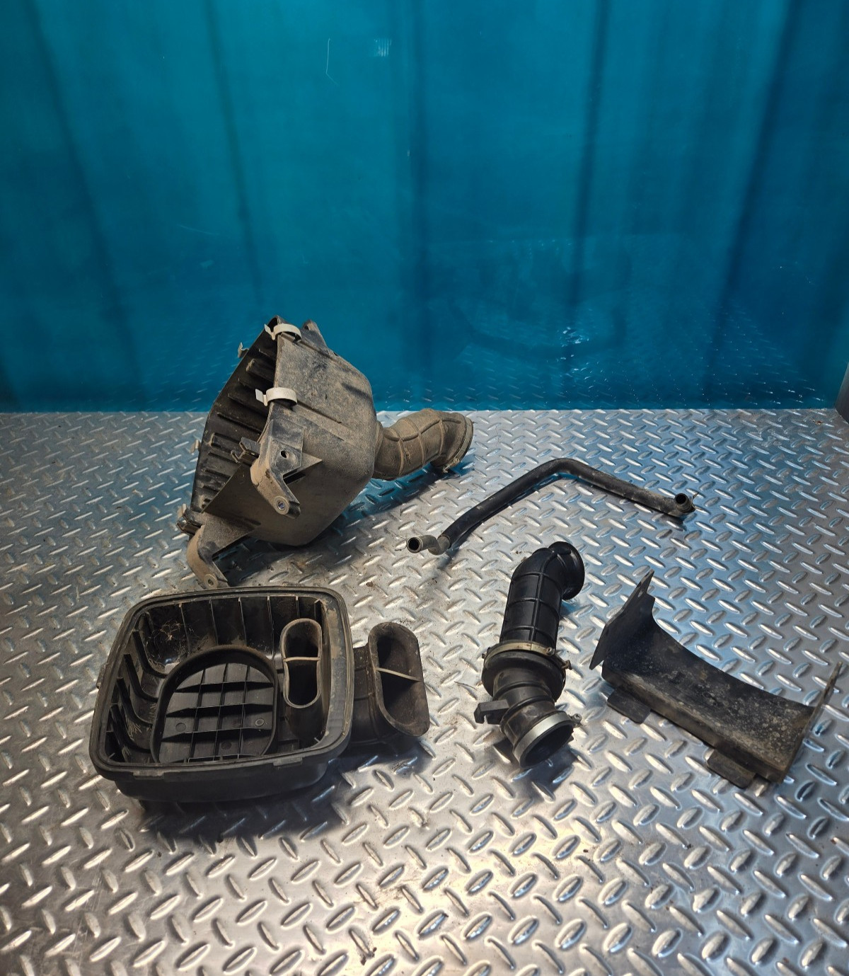 OEM 08-13 Yamaha Rhino 700 Airbox W/ Tubes 5B4-E4411-00-00 54950