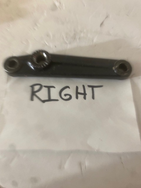 VINTAGE Ducati BEVEL SINGLE 250 350 450 Front Foot Peg Mount RIGHT WIDE CASE VINTAGE Ducati BEVEL SINGLE 250 350 450 Front Foot Peg Mount RIGHT WIDE CASE