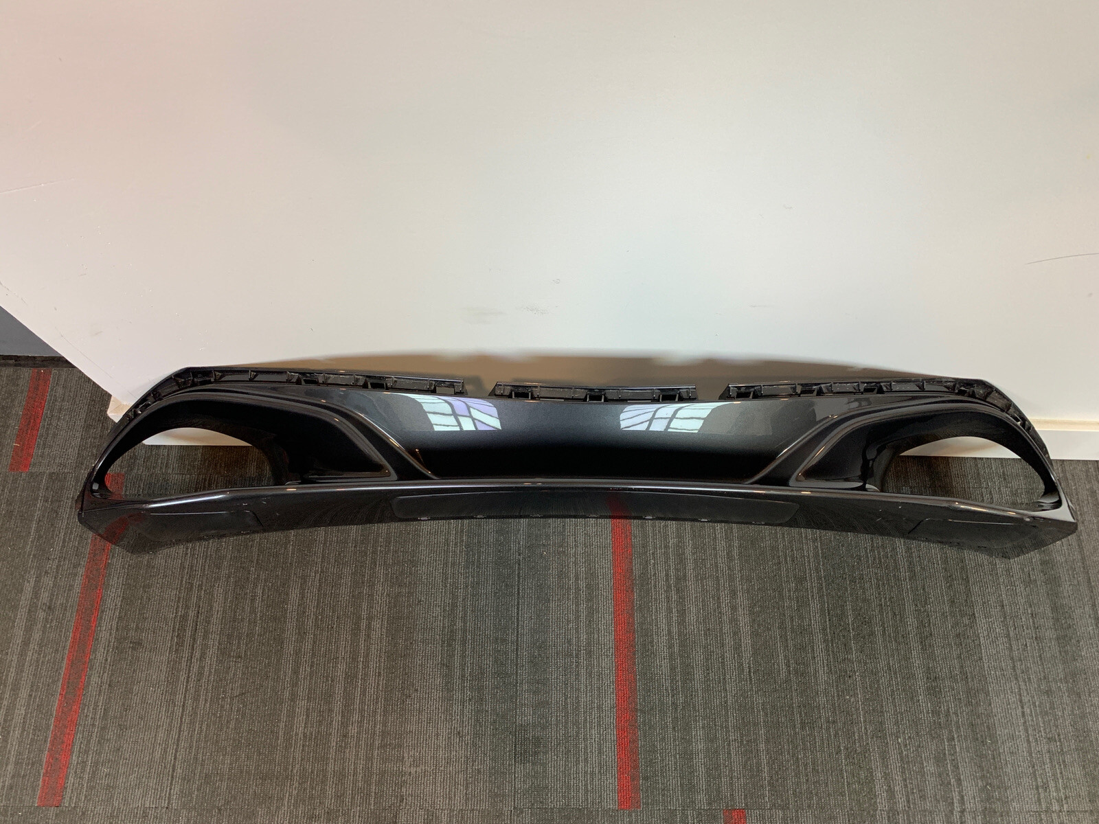 2018 2019 2020 McLaren 720S Front Bumper Lower Center Splitter Valance Oem 2018 2019 2020 McLaren 720S Front Bumper Lower Center Splitter Valance Oem