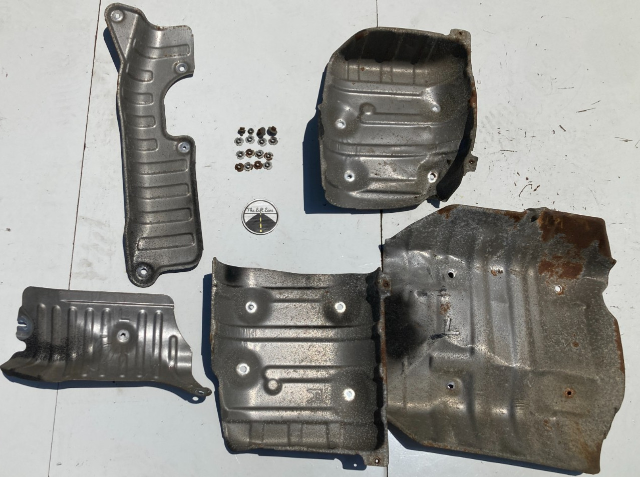 95-01 Toyota Crown Majesta UZS151 Lower Exhaust Heat Shiled Set OEM