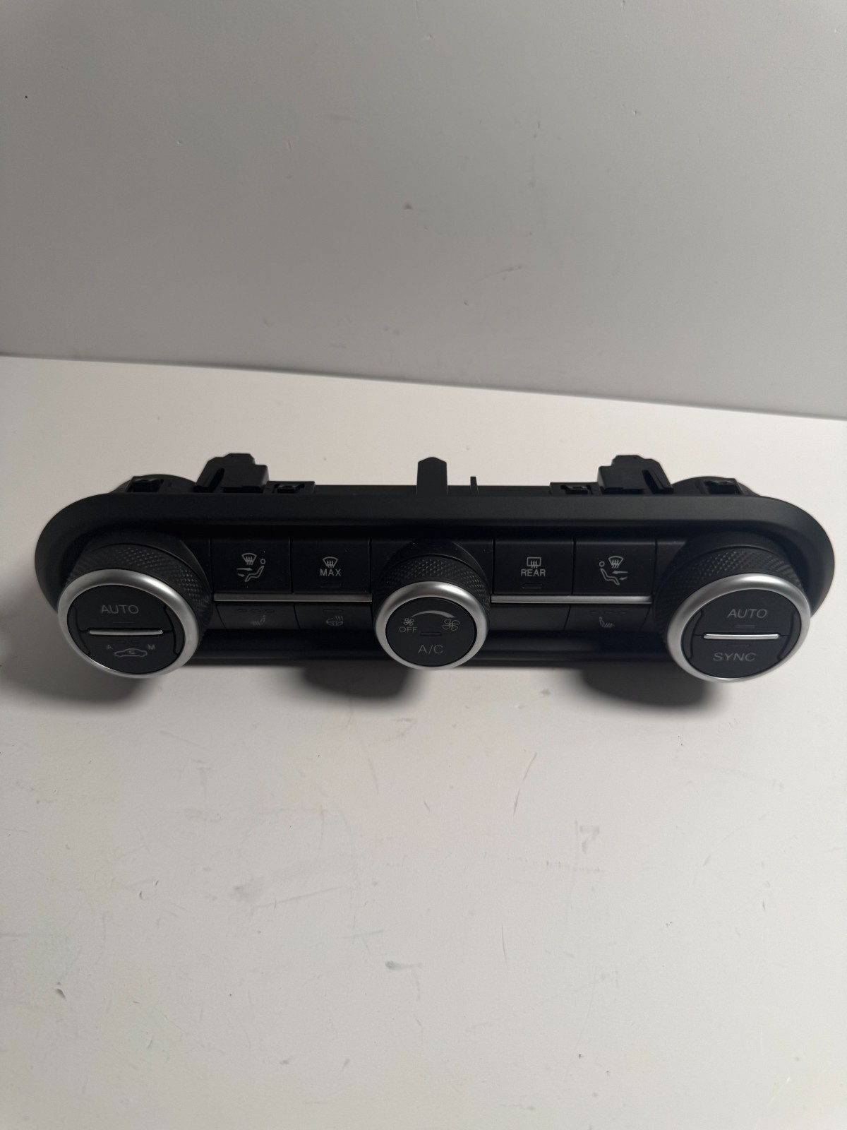 OEM 01561506110 ALFA ROMEO GIULIA DASH A/C HEATER CONTROL SWITCH 2021