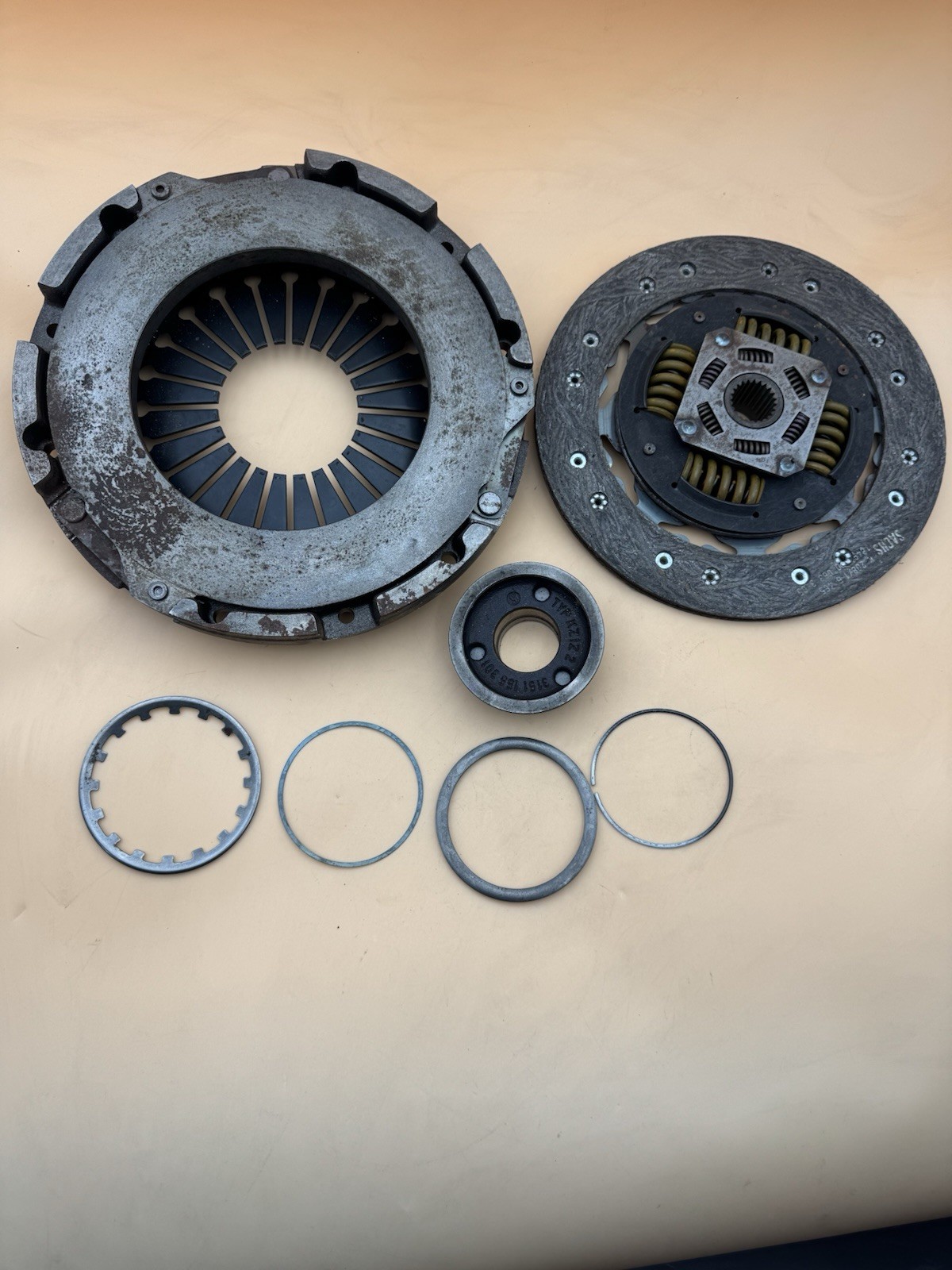 Transmission Clutch Kit Sachs KF248-01 fits 86-89 Porsche 944 2.5L-L4 RUSTED New