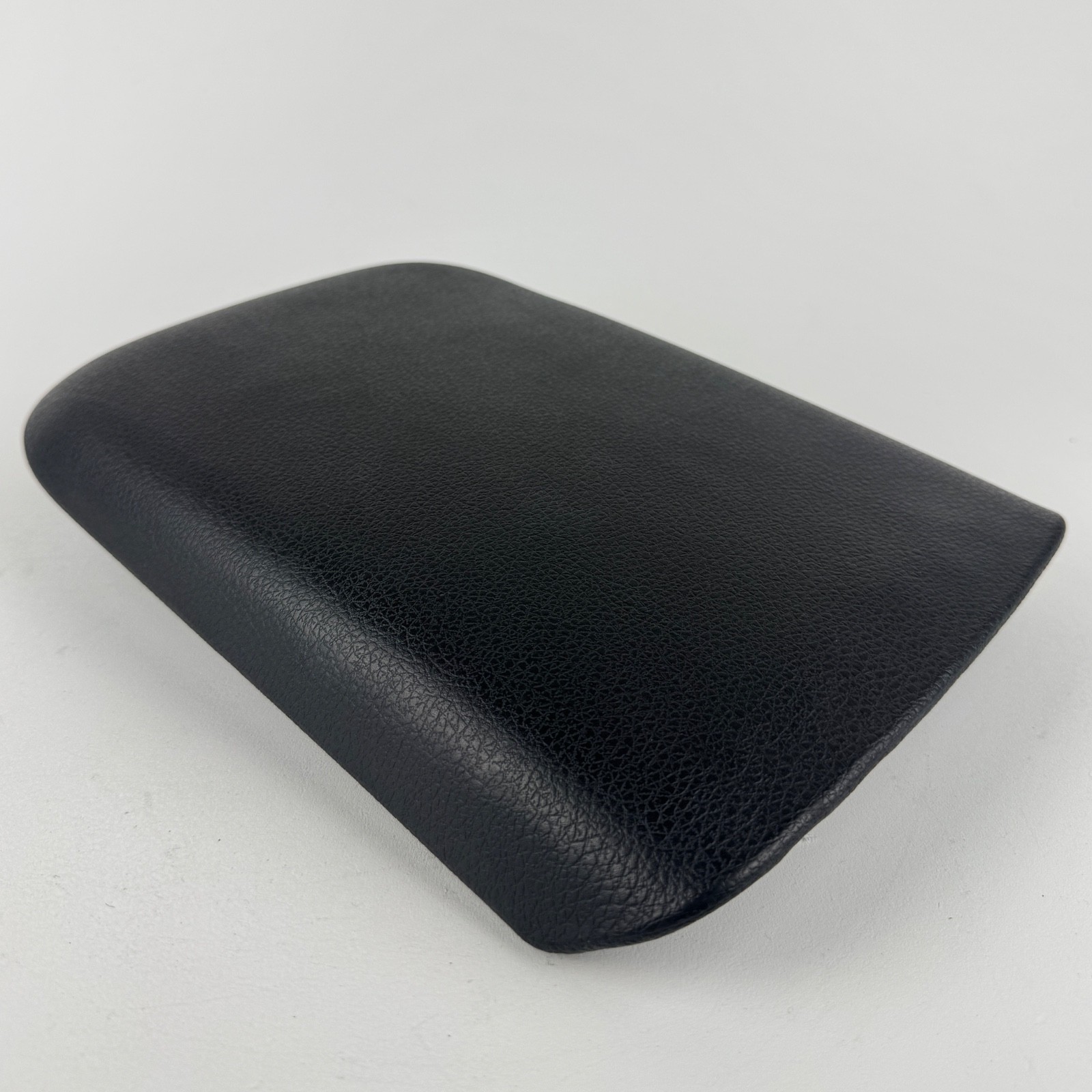 2005-2009 Ford Mustang Center Console Black Armrest Top Lid OEM 2005-2009 Ford Mustang Center Console Black Armrest Top Lid OEM