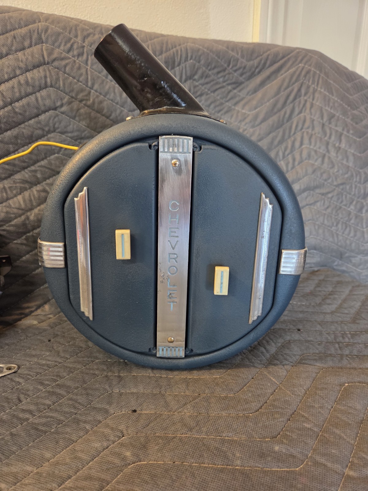 ORIGINAL 1937 CHEVROLET SUPER DELUXE HOT WATER HEATER W/DEF. PORT * 12 VOLT GM 
