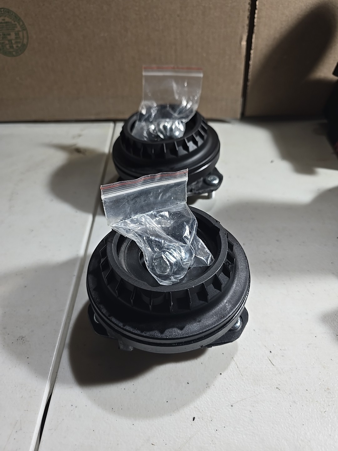 Jaguar X-Type Front Shock Absorbers Jaguar X-Type Front Shock Absorbers