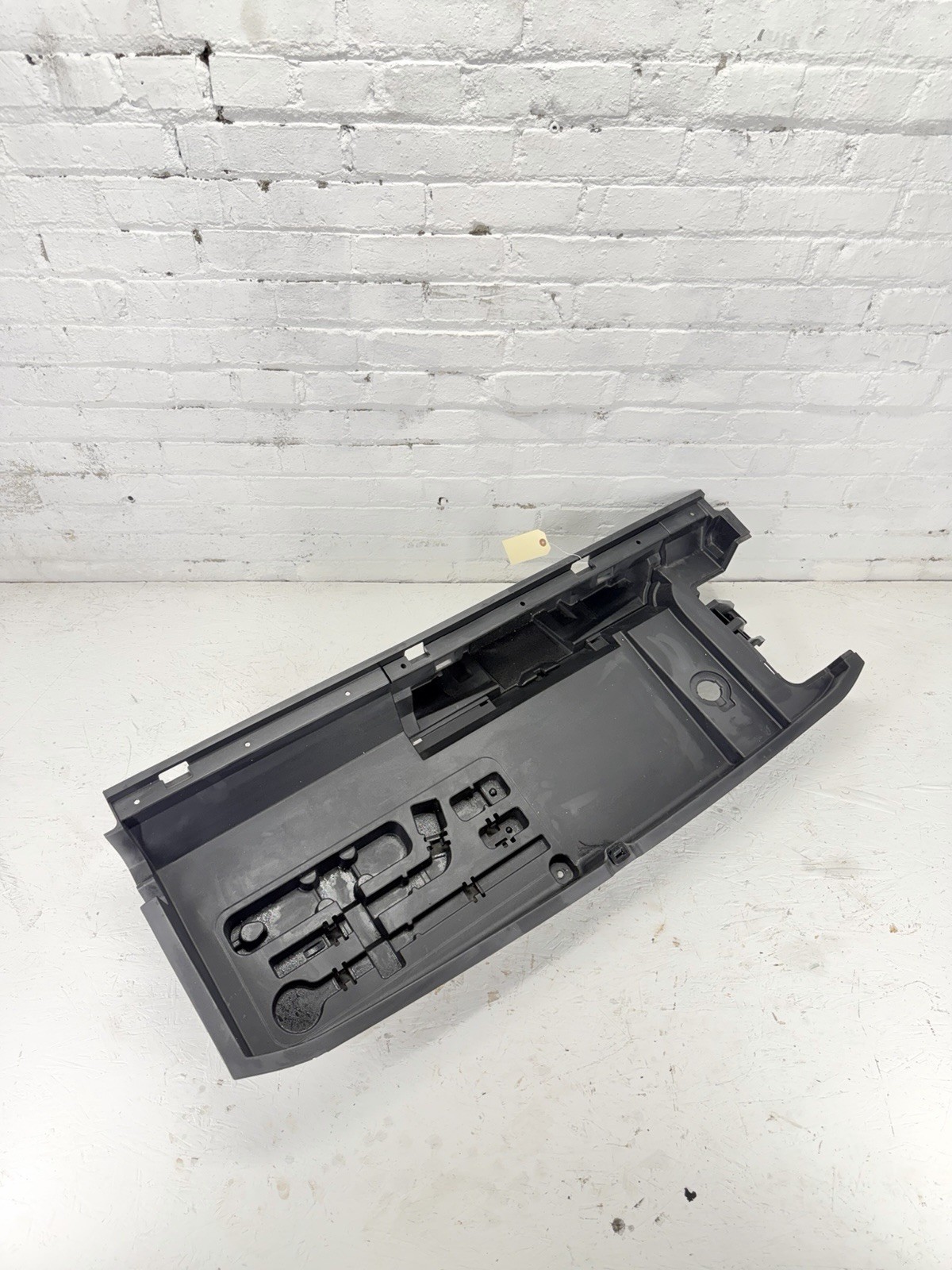 2020-2025 TOYOTA HIGHLANDER CARGO FLOOR STORAGE 64993VIN70 OEM 2020-2025 TOYOTA HIGHLANDER CARGO FLOOR STORAGE 64993VIN70 OEM