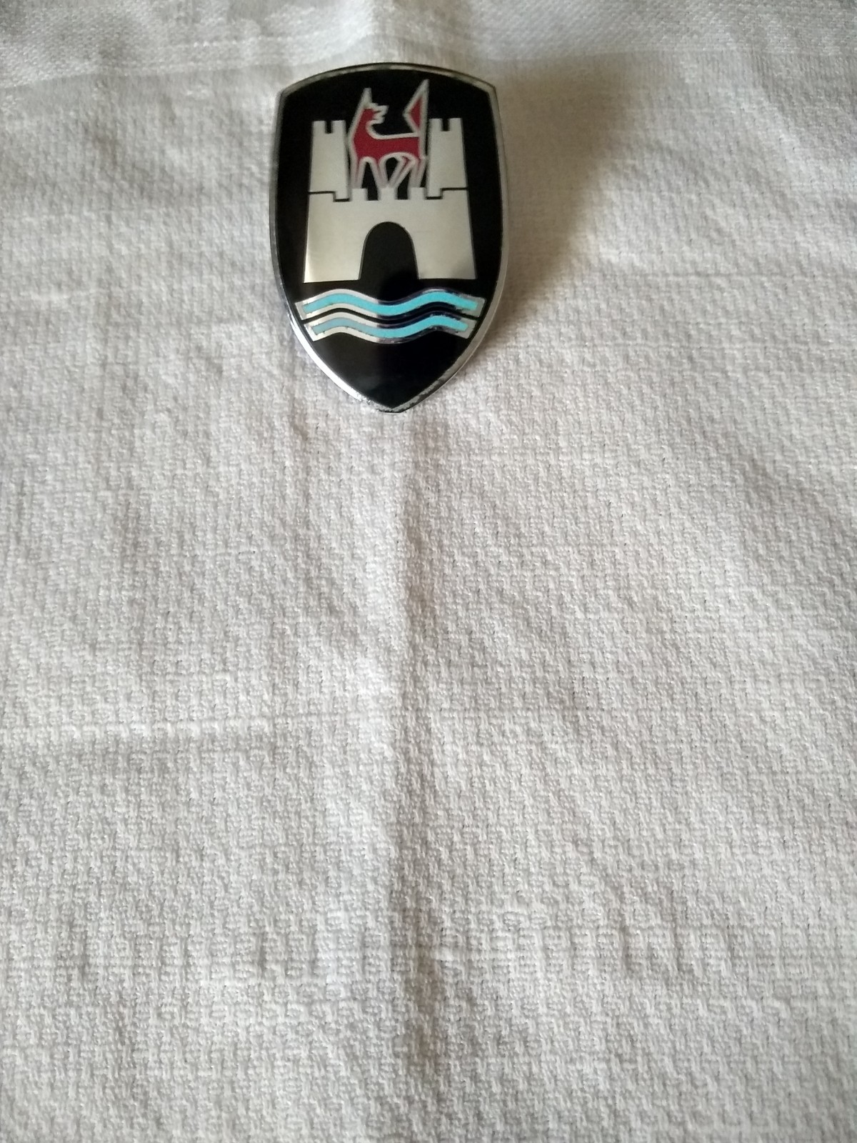 VW (Volkswagen) Bug Wolfsburg Hood Crest Black 1960\'s Vintage VW (Volkswagen) Bug Wolfsburg Hood Crest Black 1960\'s Vintage