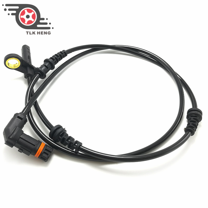 Front Left / Right ABS Wheel Speed Sensor 2215400317 For Mercedes Benz C216 W221