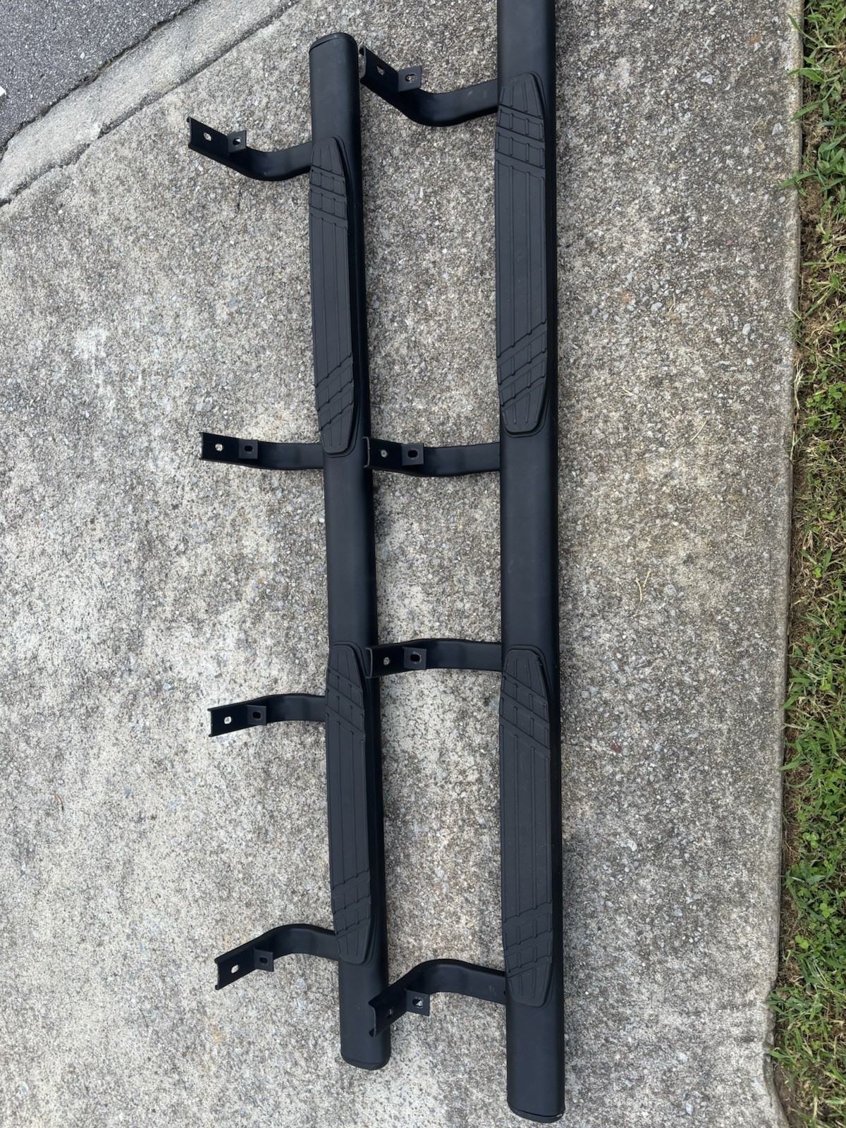 2019-2026 OEM Dodge Ram 1500 2500 3500 Crew cab running boards 2019-2026 OEM Dodge Ram 1500 2500 3500 Crew cab running boards