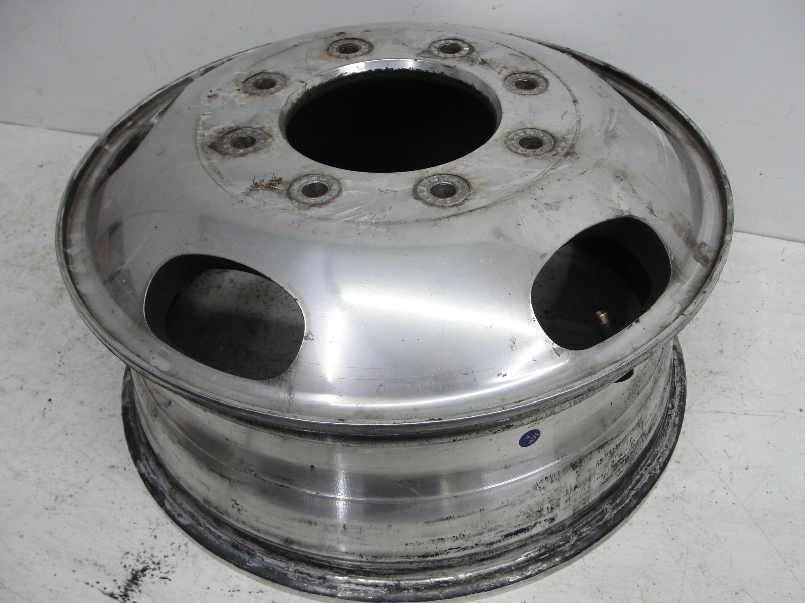 Ford DRW F350 Superduty front wheel rim 17x6.5 8x200 aluminum dually 05-20 OEM
