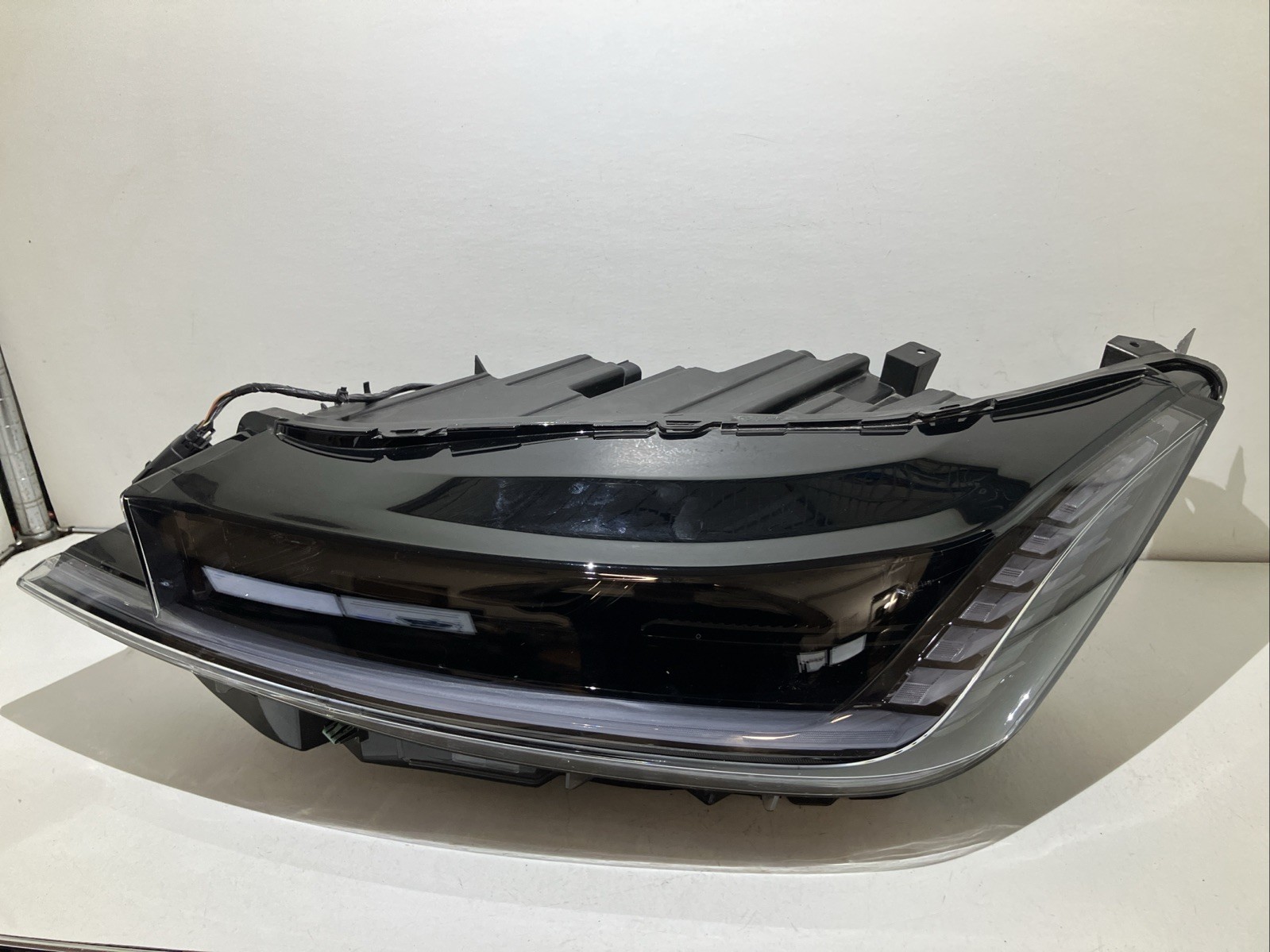2025 Lincoln Aviator Left Driver LH Projector Full LED Headlight OEM 2758