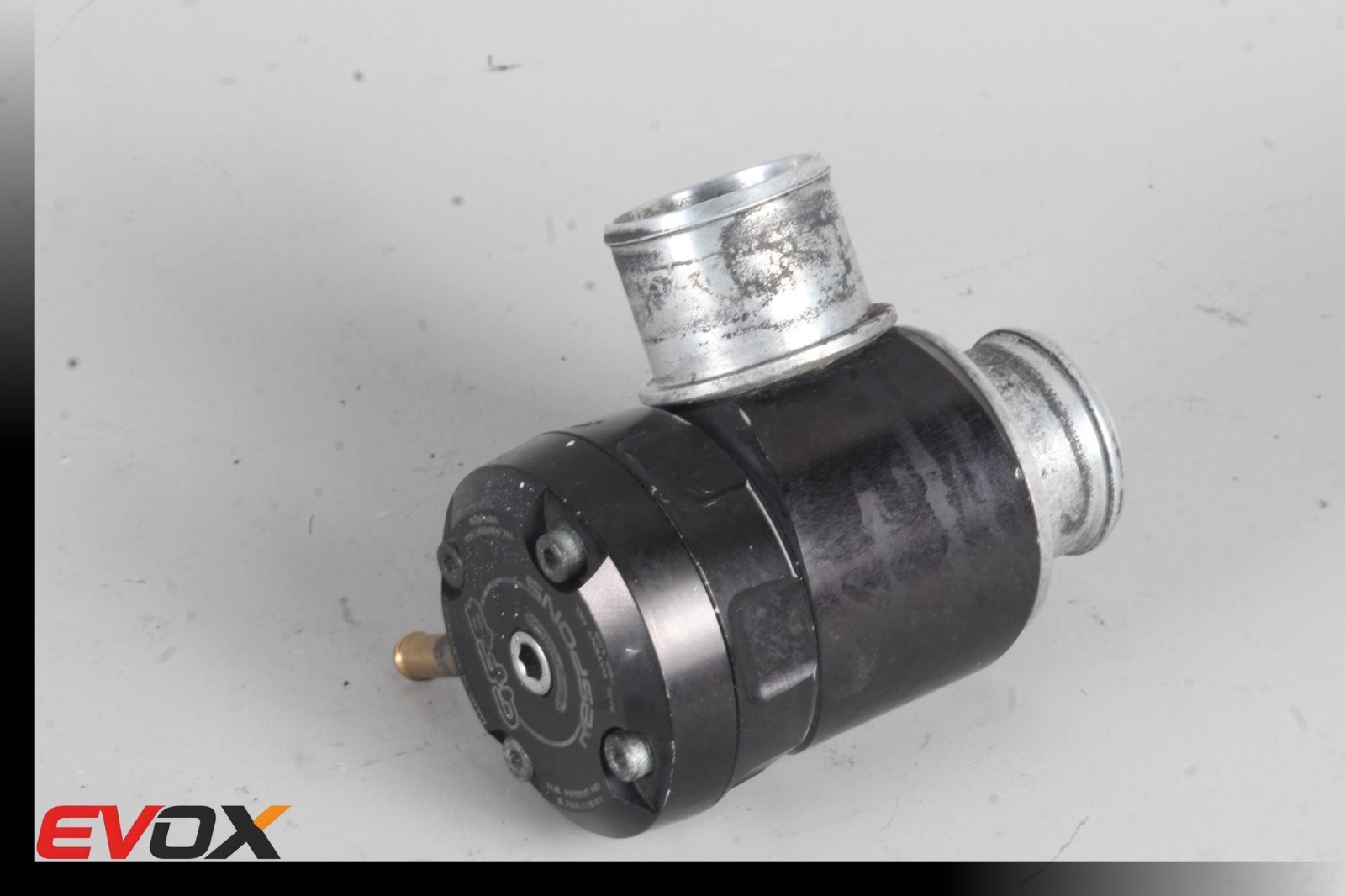 GFB T9133 Mach 2 TMS Recirc Diverter Valve (33 mm) for EVO I–X & 3000GT VR‑4 GFB T9133 Mach 2 TMS Recirc Diverter Valve (33 mm) for EVO I–X & 3000GT VR‑4