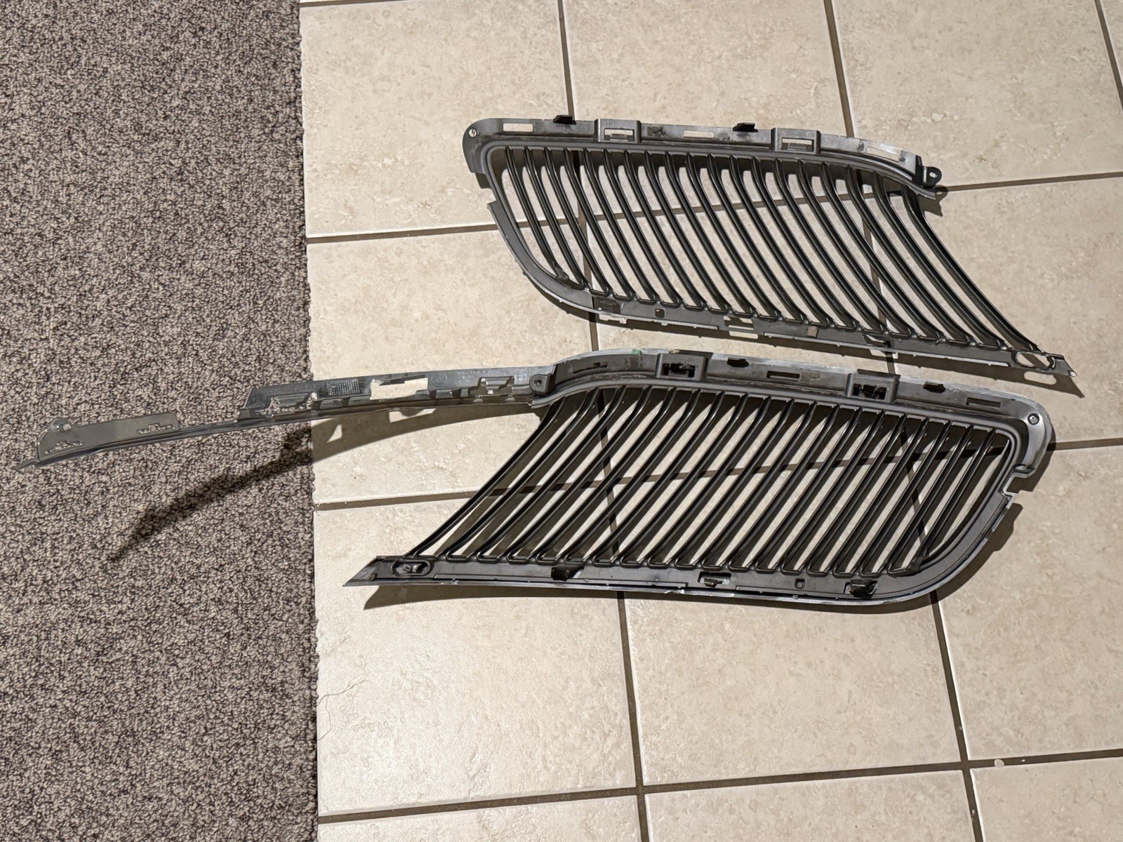 2013-2016 Lincoln MKS Front Upper Insert Grille Grill Left Right OEM 2013-2016 Lincoln MKS Front Upper Insert Grille Grill Left Right OEM