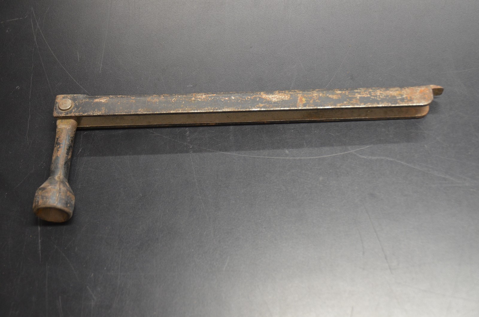 Original Lug Wrench Jack Handle 1963 1964 Corvette No Holes \ Original Lug Wrench Jack Handle 1963 1964 Corvette No Holes \