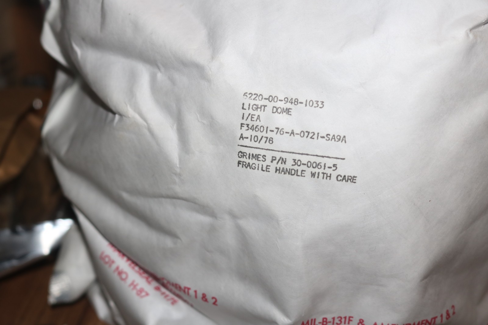 NOS Grimes Lockheed aircraft dome light PN 30-0061-5 C-5 C-141 6220-00-948-1033 NOS Grimes Lockheed aircraft dome light PN 30-0061-5 C-5 C-141 6220-00-948-1033